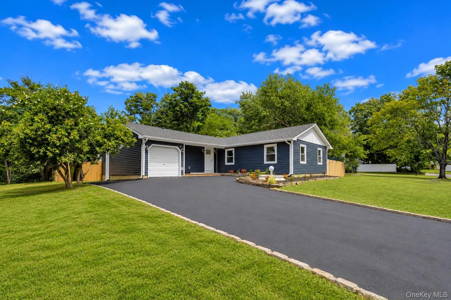 1 Martin Court, Brookhaven, NY, 4 Bedrooms Bedrooms, 6 Rooms Rooms,2 BathroomsBathrooms,Residential,For Rent,Martin,0,1041440 1 Martin Court, Brookhaven, NY, 4 Bedrooms Bedrooms, 6 Rooms Rooms,2 BathroomsBathrooms,Residential,For Rent,Martin,0,1041440