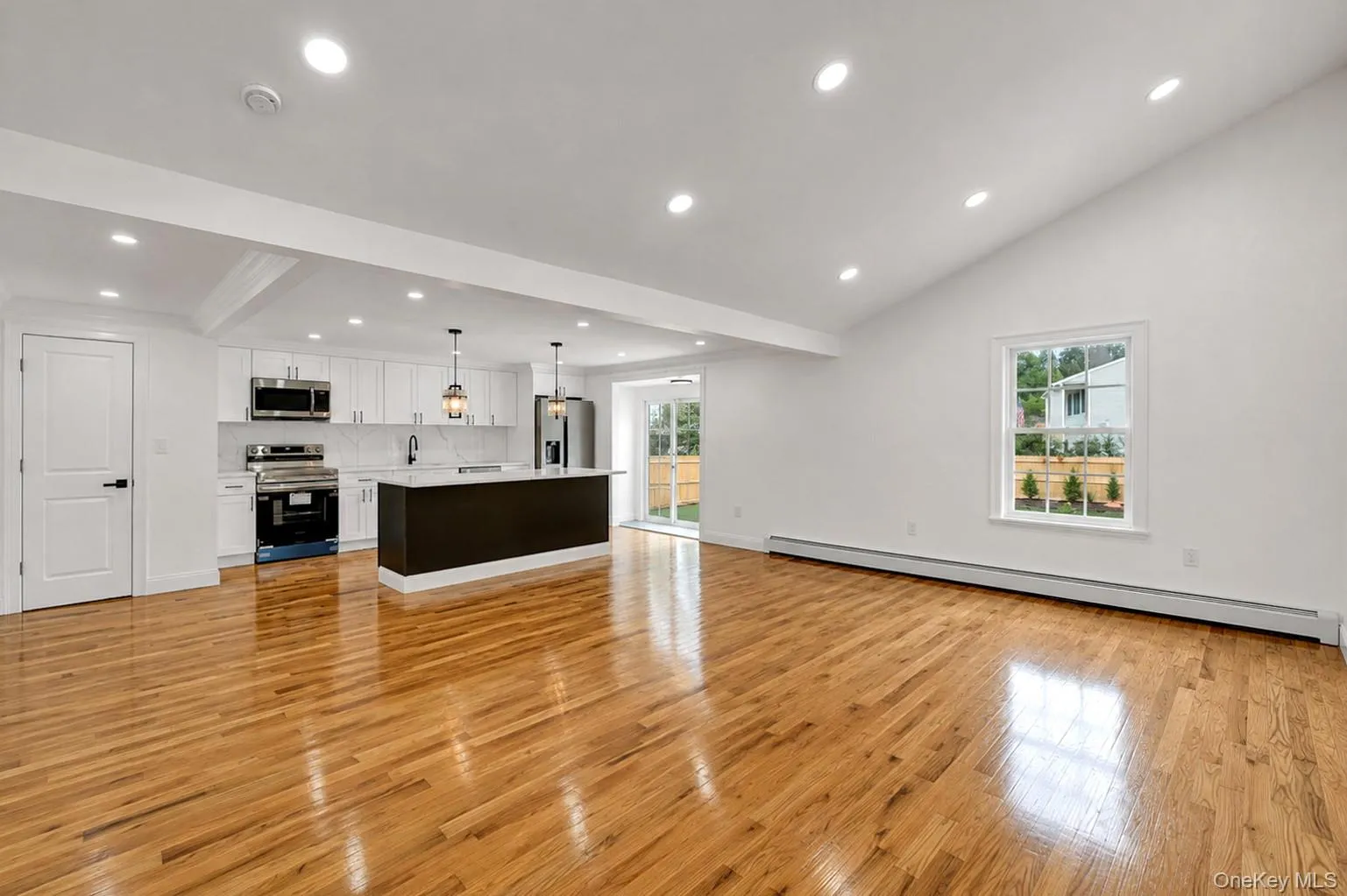 1 Martin Court, Brookhaven, NY, 4 Bedrooms Bedrooms, 6 Rooms Rooms,2 BathroomsBathrooms,Residential,For Rent,Martin,0,1041440 1 Martin Court, Brookhaven, NY, 4 Bedrooms Bedrooms, 6 Rooms Rooms,2 BathroomsBathrooms,Residential,For Rent,Martin,0,1041440