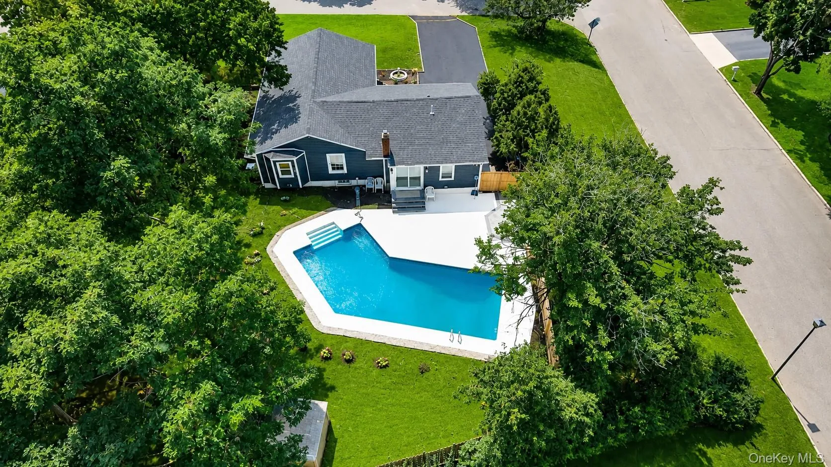 1 Martin Court, Brookhaven, NY, 4 Bedrooms Bedrooms, 6 Rooms Rooms,2 BathroomsBathrooms,Residential,For Rent,Martin,0,1041440 1 Martin Court, Brookhaven, NY, 4 Bedrooms Bedrooms, 6 Rooms Rooms,2 BathroomsBathrooms,Residential,For Rent,Martin,0,1041440