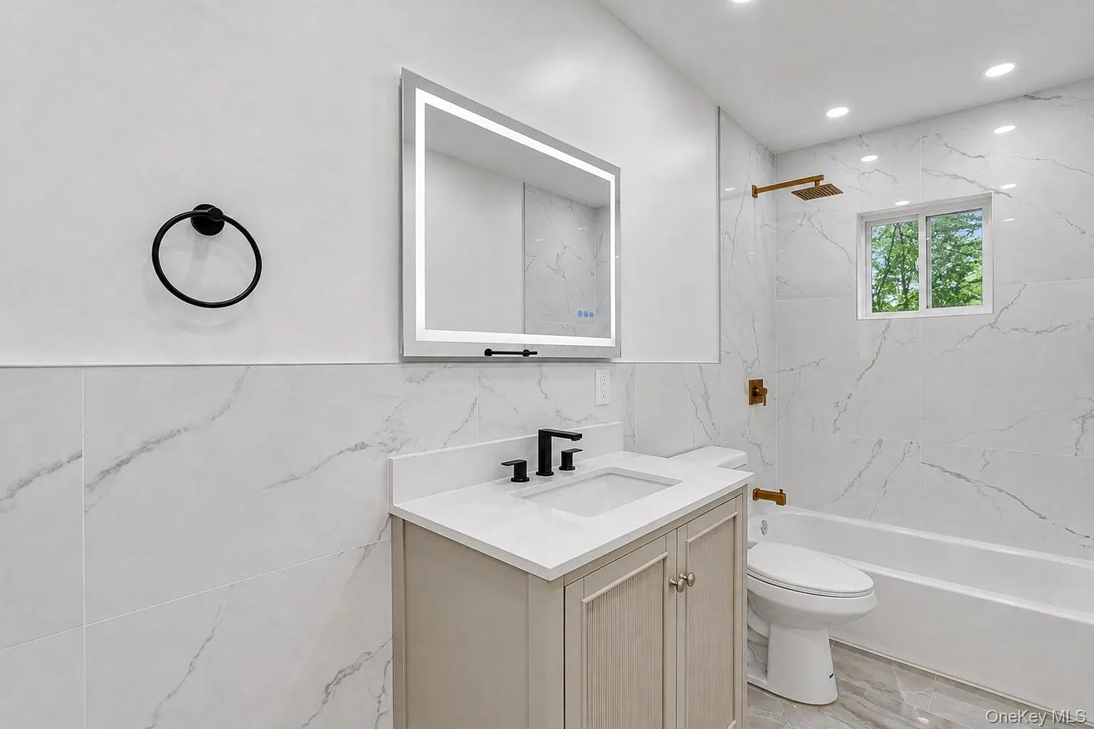 1 Martin Court, Brookhaven, NY, 4 Bedrooms Bedrooms, 6 Rooms Rooms,2 BathroomsBathrooms,Residential,For Rent,Martin,0,1041440 1 Martin Court, Brookhaven, NY, 4 Bedrooms Bedrooms, 6 Rooms Rooms,2 BathroomsBathrooms,Residential,For Rent,Martin,0,1041440