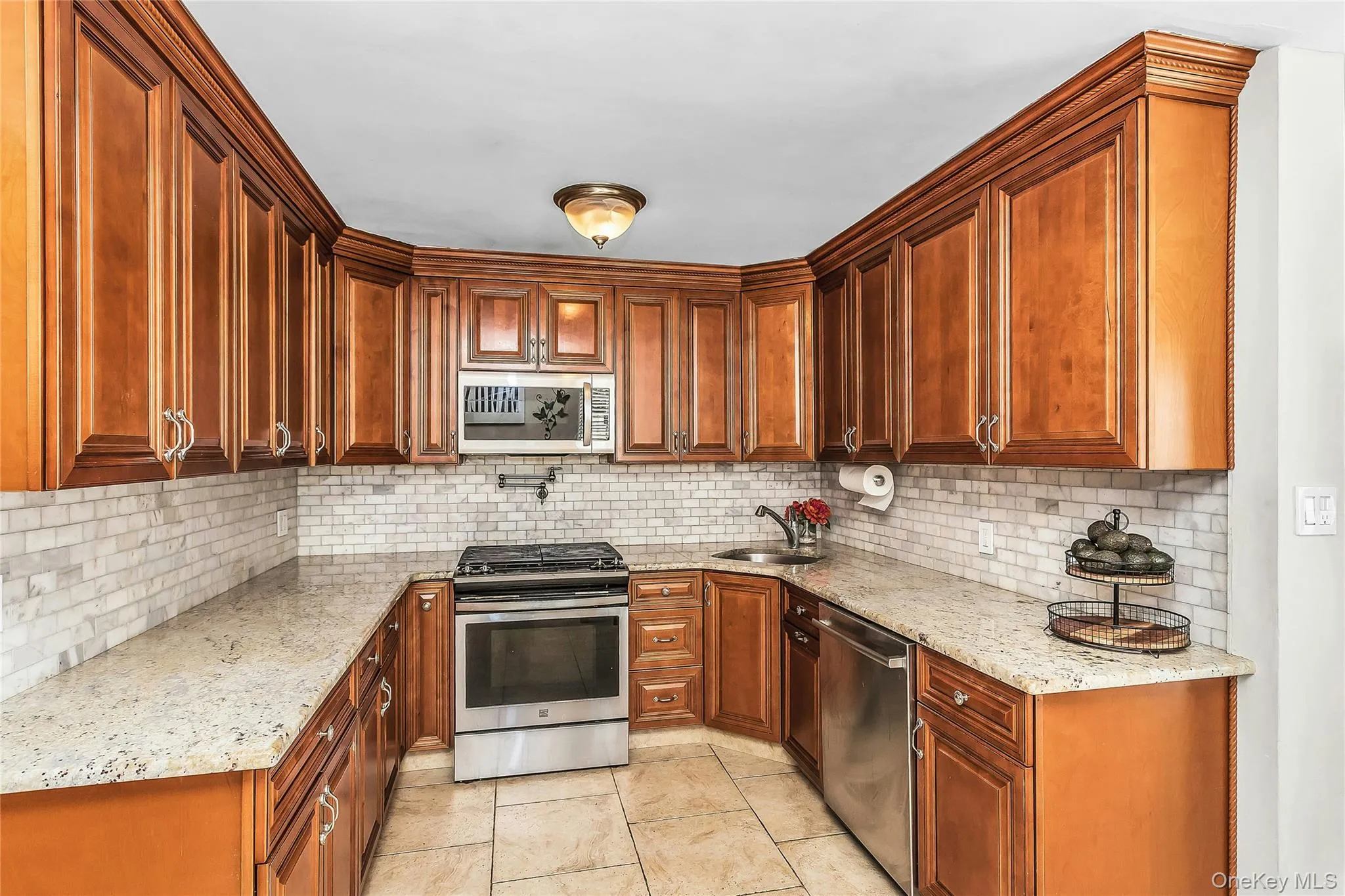 20 Jamaica Avenue, Oyster Bay, NY, 3 Bedrooms Bedrooms, 6 Rooms Rooms,2 BathroomsBathrooms,Residential,For Rent,Jamaica,0,1041441 20 Jamaica Avenue, Oyster Bay, NY, 3 Bedrooms Bedrooms, 6 Rooms Rooms,2 BathroomsBathrooms,Residential,For Rent,Jamaica,0,1041441