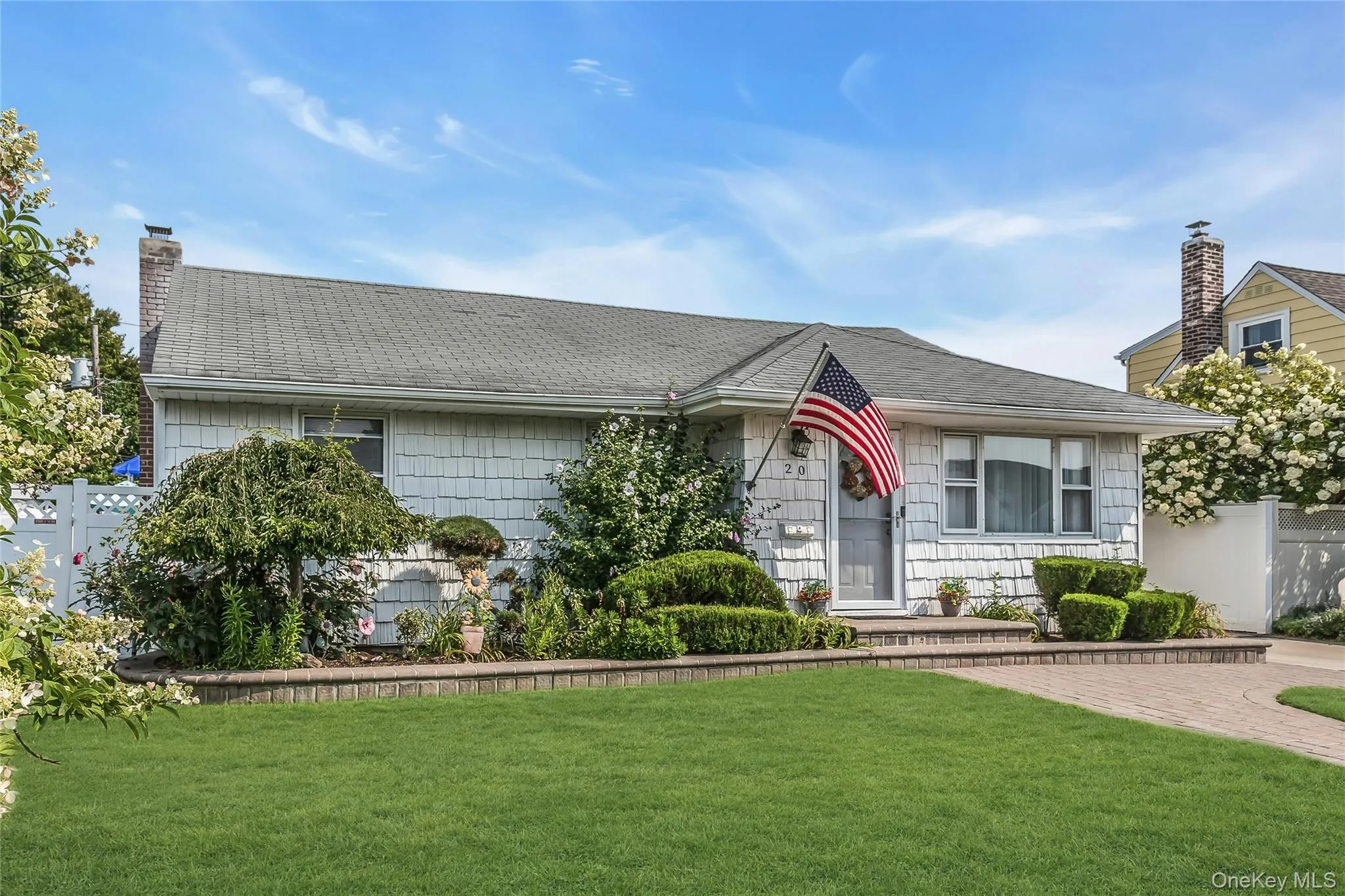 20 Jamaica Avenue, Oyster Bay, NY, 3 Bedrooms Bedrooms, 6 Rooms Rooms,2 BathroomsBathrooms,Residential,For Rent,Jamaica,0,1041441 20 Jamaica Avenue, Oyster Bay, NY, 3 Bedrooms Bedrooms, 6 Rooms Rooms,2 BathroomsBathrooms,Residential,For Rent,Jamaica,0,1041441