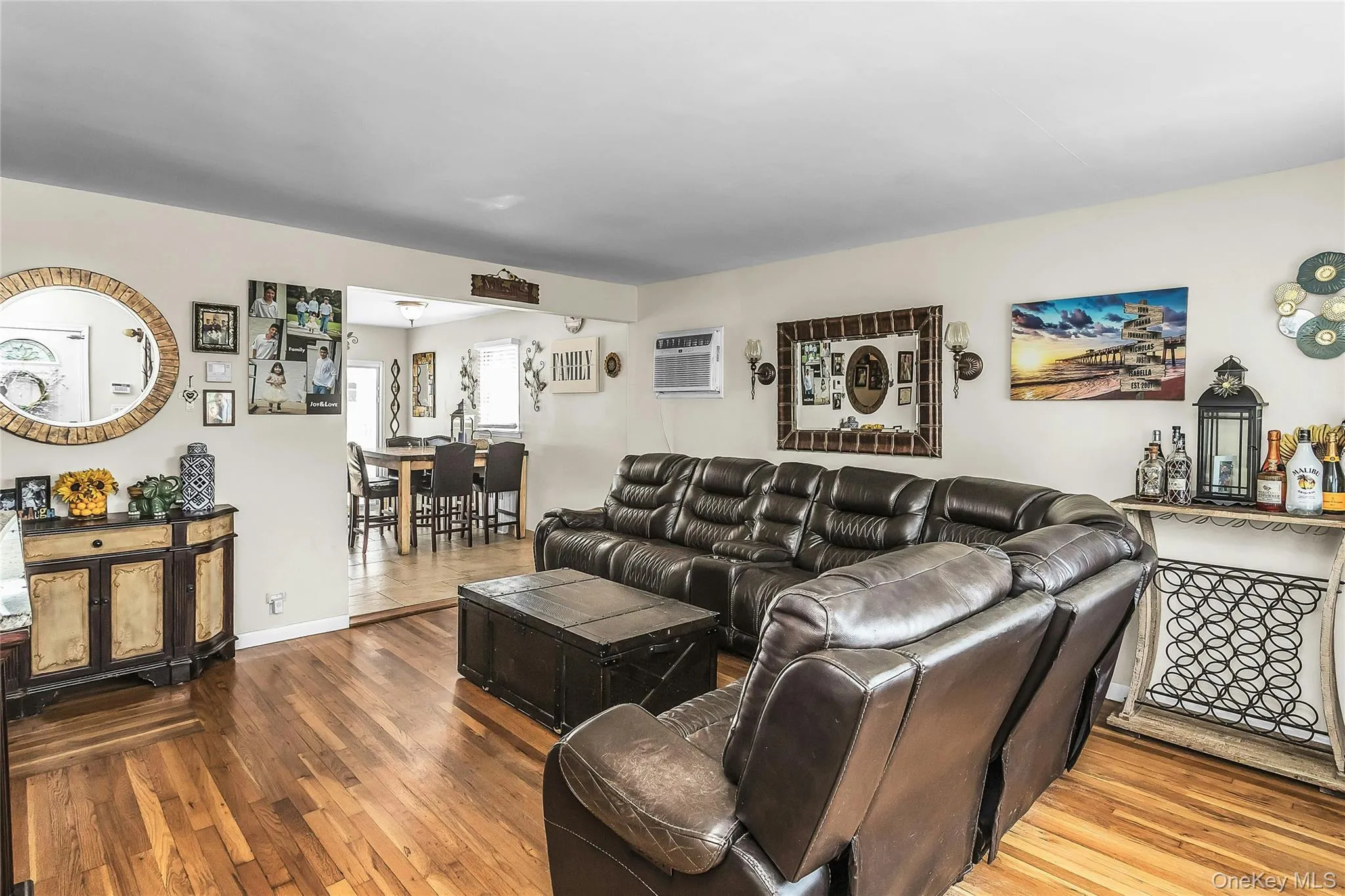 20 Jamaica Avenue, Oyster Bay, NY, 3 Bedrooms Bedrooms, 6 Rooms Rooms,2 BathroomsBathrooms,Residential,For Rent,Jamaica,0,1041441 20 Jamaica Avenue, Oyster Bay, NY, 3 Bedrooms Bedrooms, 6 Rooms Rooms,2 BathroomsBathrooms,Residential,For Rent,Jamaica,0,1041441