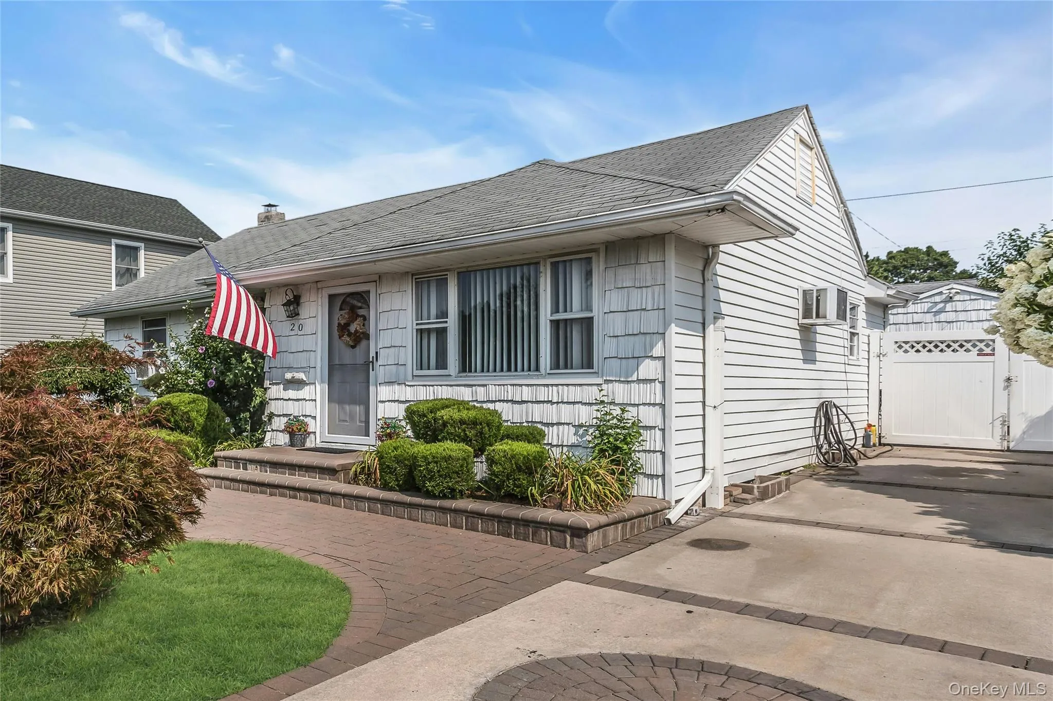 20 Jamaica Avenue, Oyster Bay, NY, 3 Bedrooms Bedrooms, 6 Rooms Rooms,2 BathroomsBathrooms,Residential,For Rent,Jamaica,0,1041441 20 Jamaica Avenue, Oyster Bay, NY, 3 Bedrooms Bedrooms, 6 Rooms Rooms,2 BathroomsBathrooms,Residential,For Rent,Jamaica,0,1041441