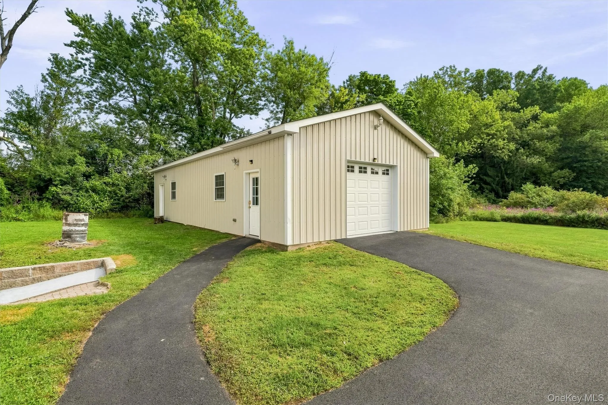 11 St Andrews Road, Montgomery, NY, 4 Bedrooms Bedrooms, 7 Rooms Rooms,2 BathroomsBathrooms,Residential,For Rent,St Andrews,0,1041443 11 St Andrews Road, Montgomery, NY, 4 Bedrooms Bedrooms, 7 Rooms Rooms,2 BathroomsBathrooms,Residential,For Rent,St Andrews,0,1041443