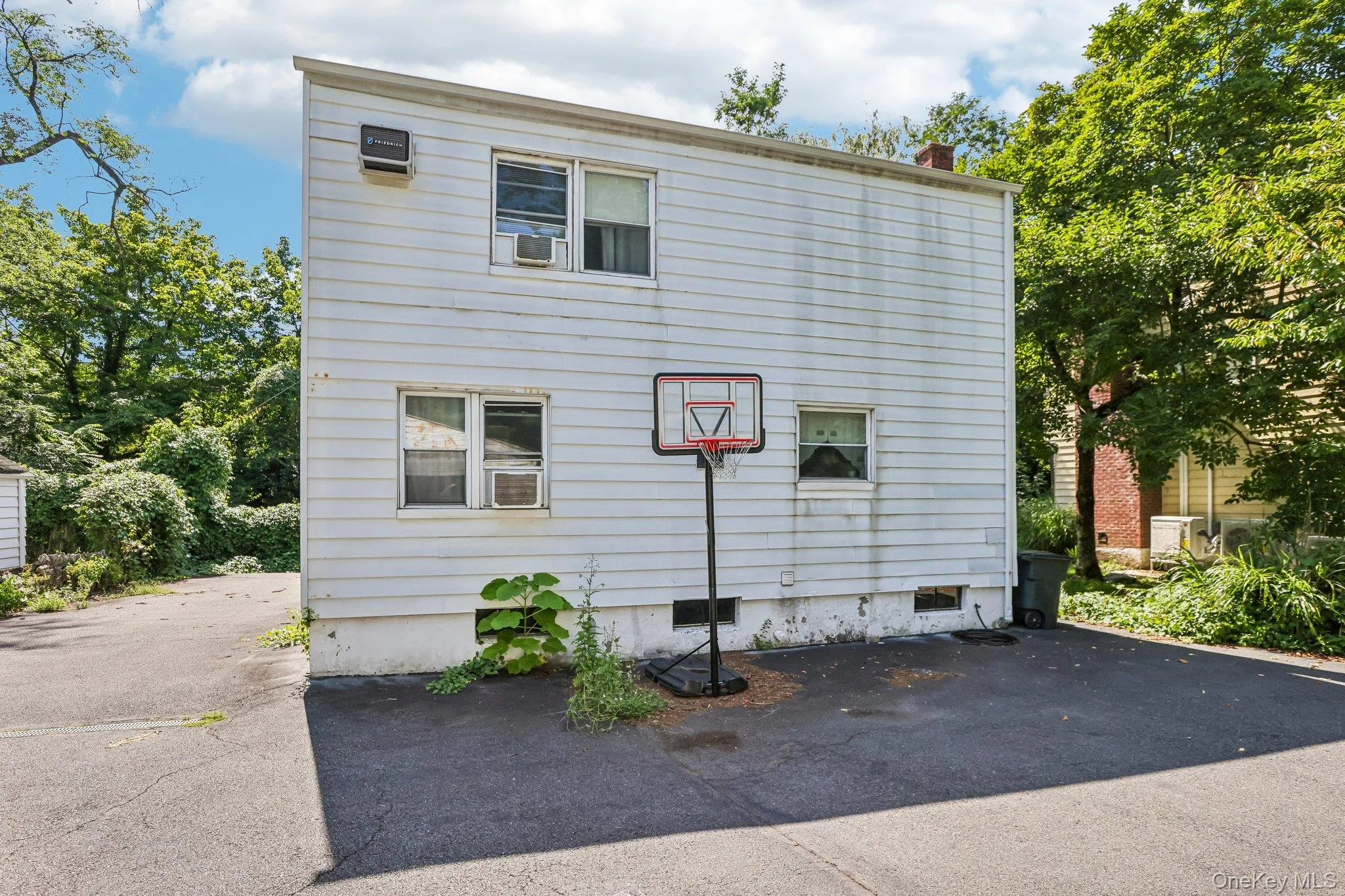 12 Bryn Mawr Parkway, Yonkers, NY, 3 Bedrooms Bedrooms, 2 Rooms Rooms,2 BathroomsBathrooms,Residential,For Rent,Bryn Mawr,0,1041444 12 Bryn Mawr Parkway, Yonkers, NY, 3 Bedrooms Bedrooms, 2 Rooms Rooms,2 BathroomsBathrooms,Residential,For Rent,Bryn Mawr,0,1041444