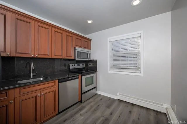 50 Chelsea Court, Islip, NY, 2 Bedrooms Bedrooms, 5 Rooms Rooms,1 BathroomBathrooms,Residential Lease,For Rent,Chelsea,0,1041446 50 Chelsea Court, Islip, NY, 2 Bedrooms Bedrooms, 5 Rooms Rooms,1 BathroomBathrooms,Residential Lease,For Rent,Chelsea,0,1041446