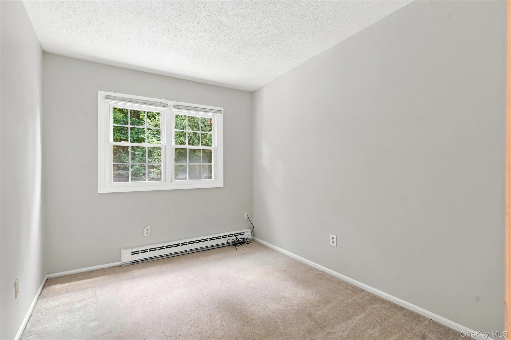 7 Roundtree Court, Beacon, NY, 3 Bedrooms Bedrooms, 6 Rooms Rooms,1 BathroomBathrooms,Residential,For Rent,Roundtree,0,1041452 7 Roundtree Court, Beacon, NY, 3 Bedrooms Bedrooms, 6 Rooms Rooms,1 BathroomBathrooms,Residential,For Rent,Roundtree,0,1041452