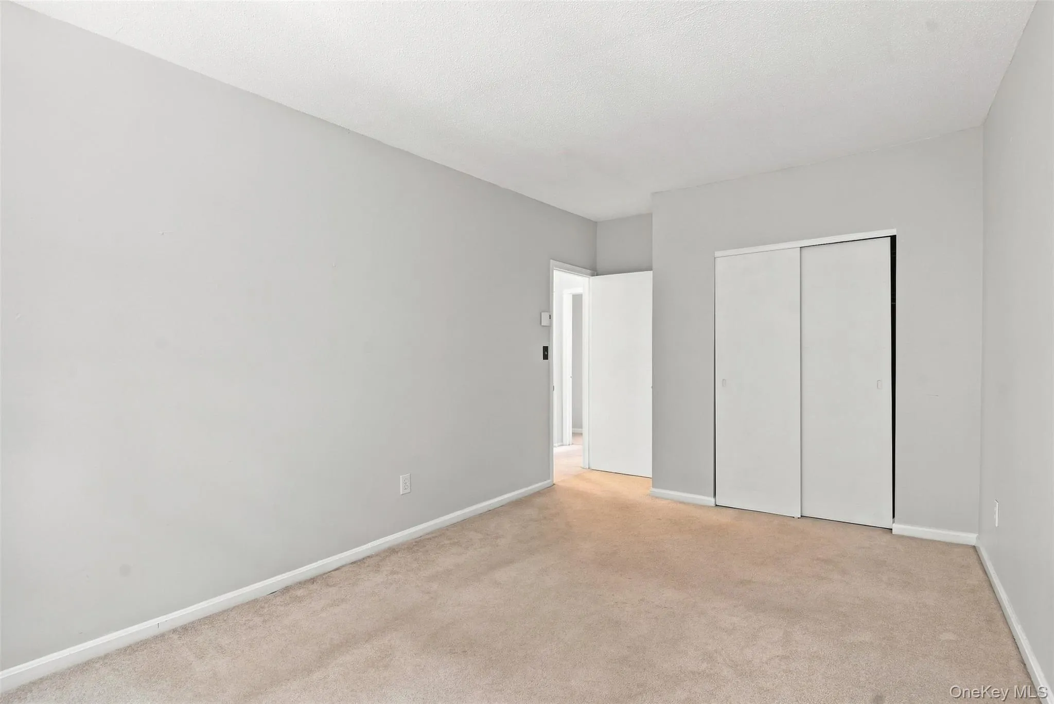 7 Roundtree Court, Beacon, NY, 3 Bedrooms Bedrooms, 6 Rooms Rooms,1 BathroomBathrooms,Residential,For Rent,Roundtree,0,1041452 7 Roundtree Court, Beacon, NY, 3 Bedrooms Bedrooms, 6 Rooms Rooms,1 BathroomBathrooms,Residential,For Rent,Roundtree,0,1041452