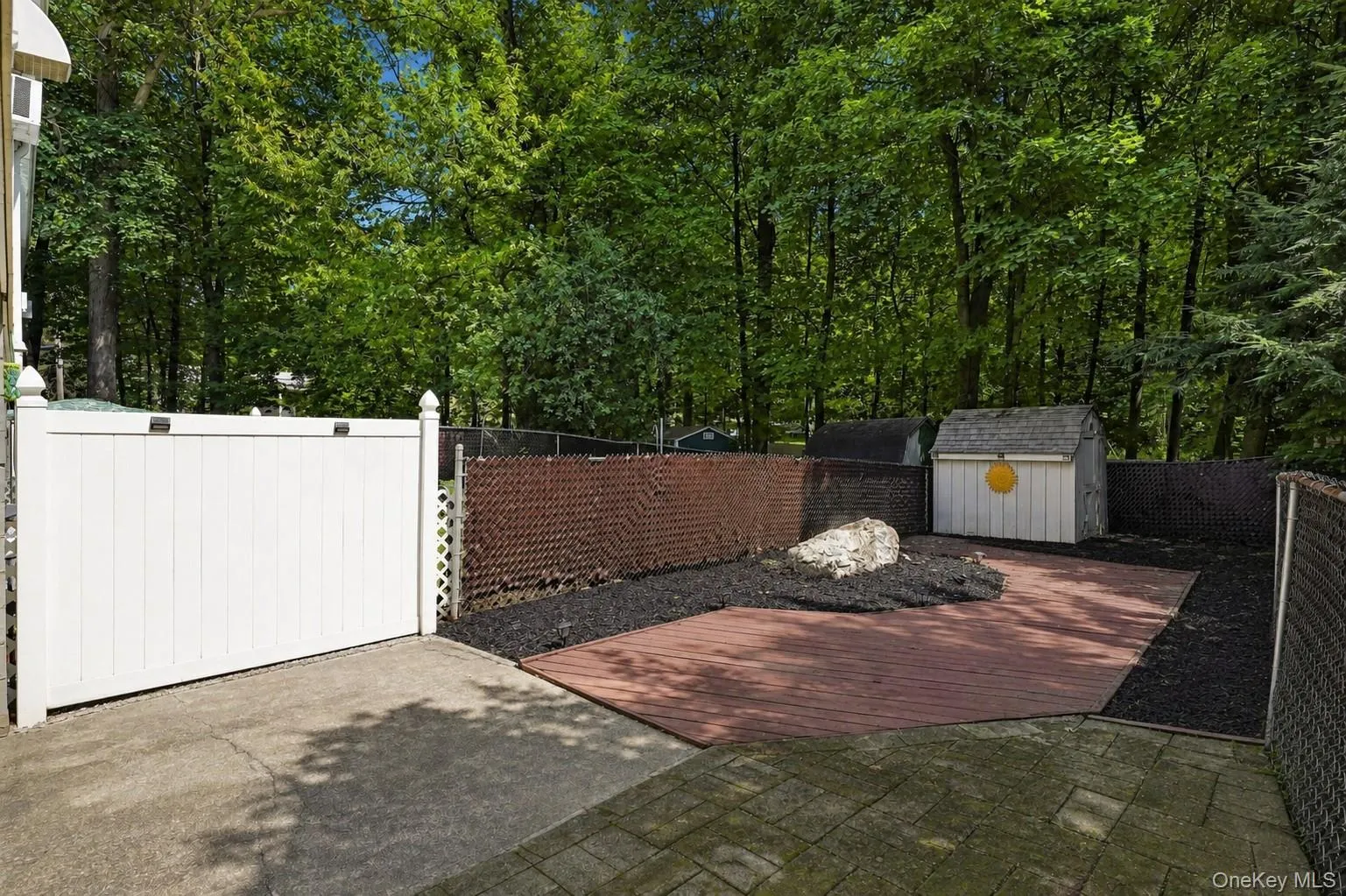 7 Roundtree Court, Beacon, NY, 3 Bedrooms Bedrooms, 6 Rooms Rooms,1 BathroomBathrooms,Residential,For Rent,Roundtree,0,1041452 7 Roundtree Court, Beacon, NY, 3 Bedrooms Bedrooms, 6 Rooms Rooms,1 BathroomBathrooms,Residential,For Rent,Roundtree,0,1041452