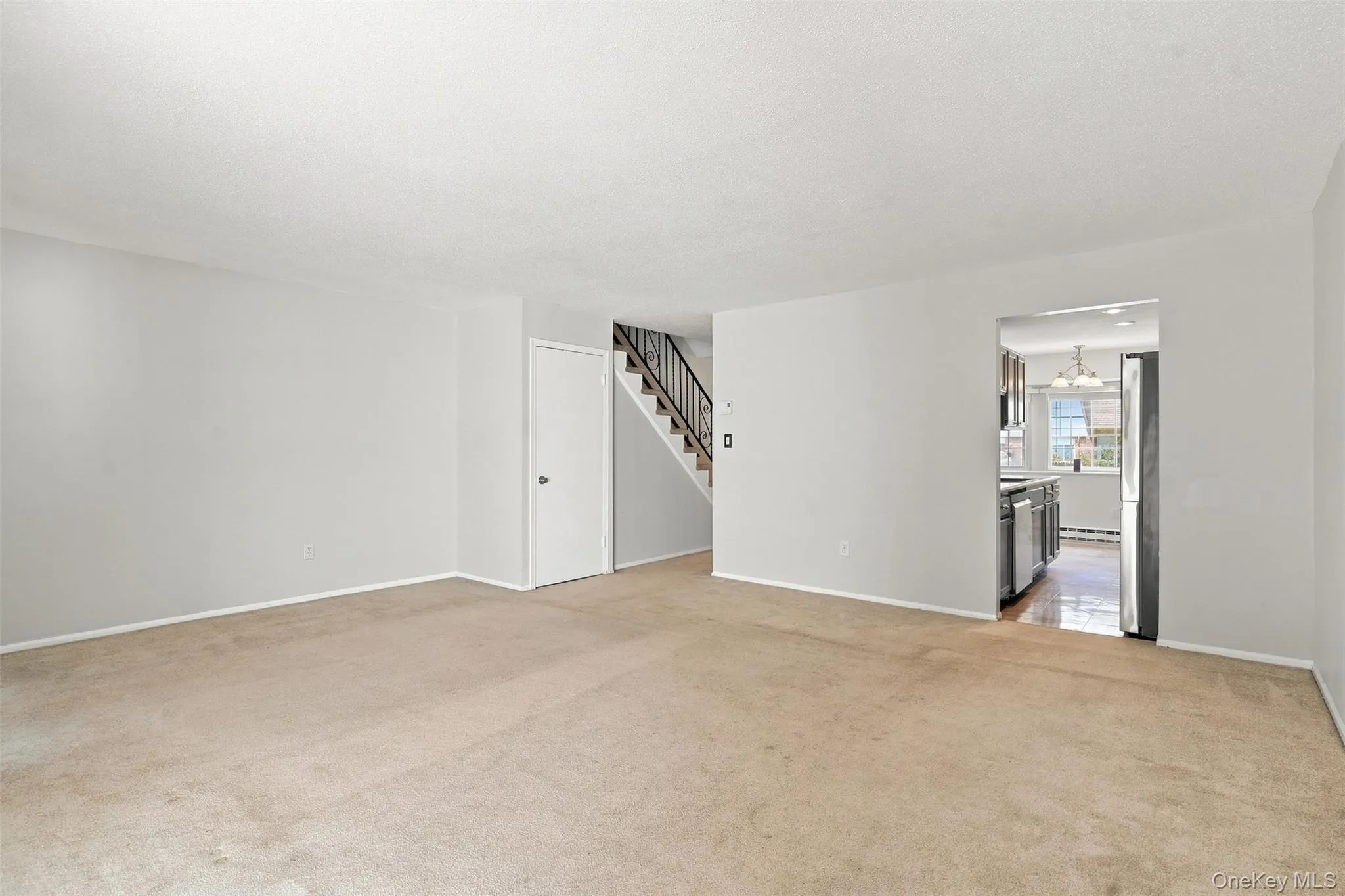 7 Roundtree Court, Beacon, NY, 3 Bedrooms Bedrooms, 6 Rooms Rooms,1 BathroomBathrooms,Residential,For Rent,Roundtree,0,1041452 7 Roundtree Court, Beacon, NY, 3 Bedrooms Bedrooms, 6 Rooms Rooms,1 BathroomBathrooms,Residential,For Rent,Roundtree,0,1041452