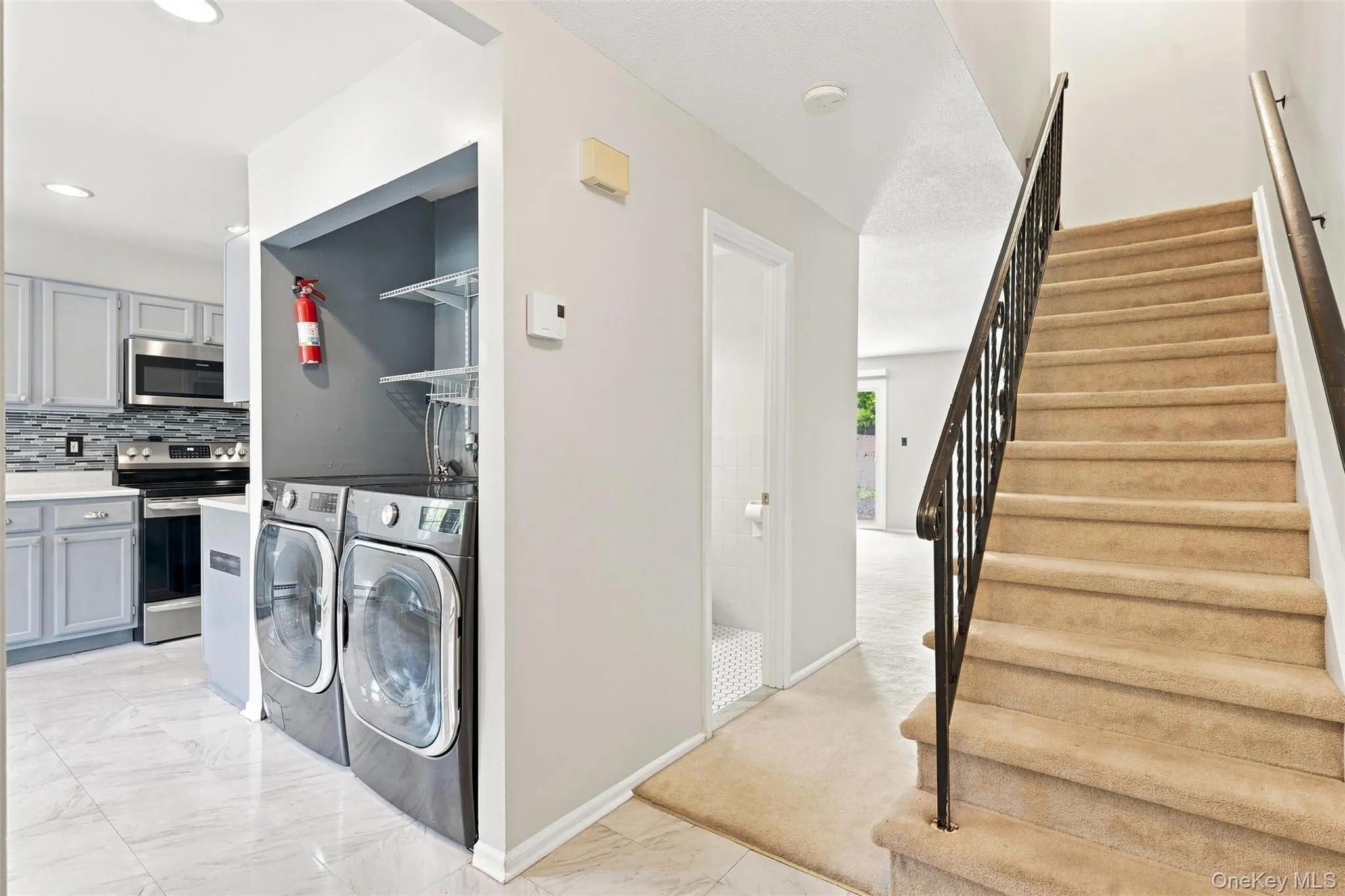 7 Roundtree Court, Beacon, NY, 3 Bedrooms Bedrooms, 6 Rooms Rooms,1 BathroomBathrooms,Residential,For Rent,Roundtree,0,1041452 7 Roundtree Court, Beacon, NY, 3 Bedrooms Bedrooms, 6 Rooms Rooms,1 BathroomBathrooms,Residential,For Rent,Roundtree,0,1041452
