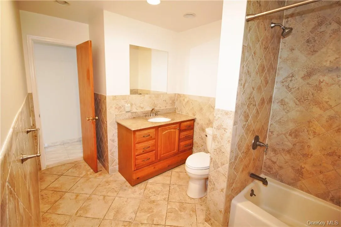 260 Union Valley Road, Carmel, NY, 3 Bedrooms Bedrooms, 6 Rooms Rooms,1 BathroomBathrooms,Residential Lease,For Rent,Union Valley,0,1041454 260 Union Valley Road, Carmel, NY, 3 Bedrooms Bedrooms, 6 Rooms Rooms,1 BathroomBathrooms,Residential Lease,For Rent,Union Valley,0,1041454