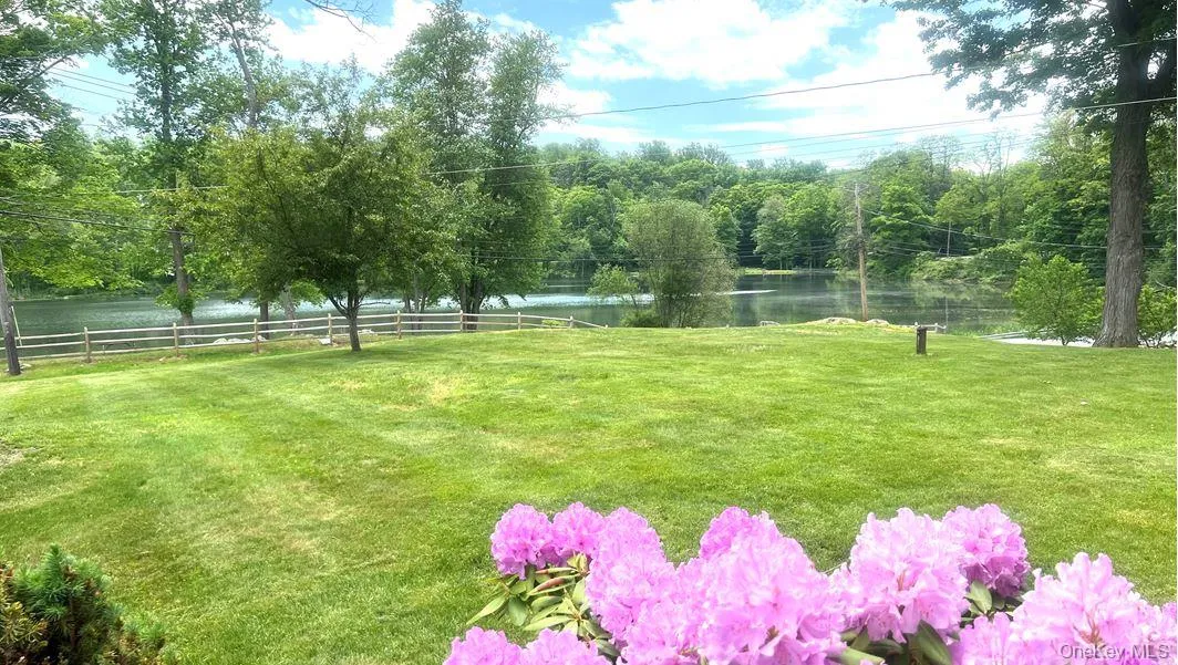 260 Union Valley Road, Carmel, NY, 3 Bedrooms Bedrooms, 6 Rooms Rooms,1 BathroomBathrooms,Residential Lease,For Rent,Union Valley,0,1041454 260 Union Valley Road, Carmel, NY, 3 Bedrooms Bedrooms, 6 Rooms Rooms,1 BathroomBathrooms,Residential Lease,For Rent,Union Valley,0,1041454