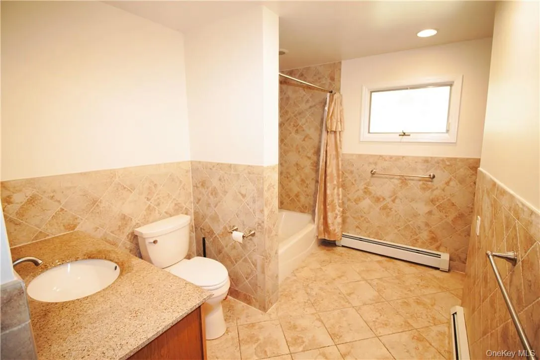 260 Union Valley Road, Carmel, NY, 3 Bedrooms Bedrooms, 6 Rooms Rooms,1 BathroomBathrooms,Residential Lease,For Rent,Union Valley,0,1041454 260 Union Valley Road, Carmel, NY, 3 Bedrooms Bedrooms, 6 Rooms Rooms,1 BathroomBathrooms,Residential Lease,For Rent,Union Valley,0,1041454