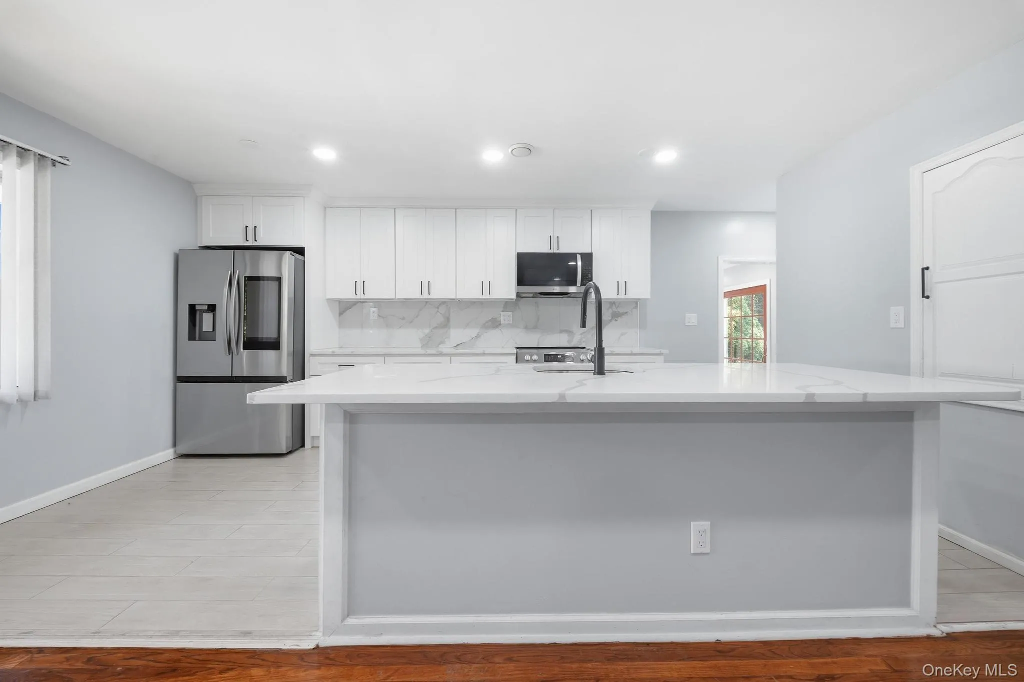 8 Dee, Huntington, NY, 4 Bedrooms Bedrooms, 9 Rooms Rooms,3 BathroomsBathrooms,Residential,For Rent,Dee,0,1041457 8 Dee, Huntington, NY, 4 Bedrooms Bedrooms, 9 Rooms Rooms,3 BathroomsBathrooms,Residential,For Rent,Dee,0,1041457
