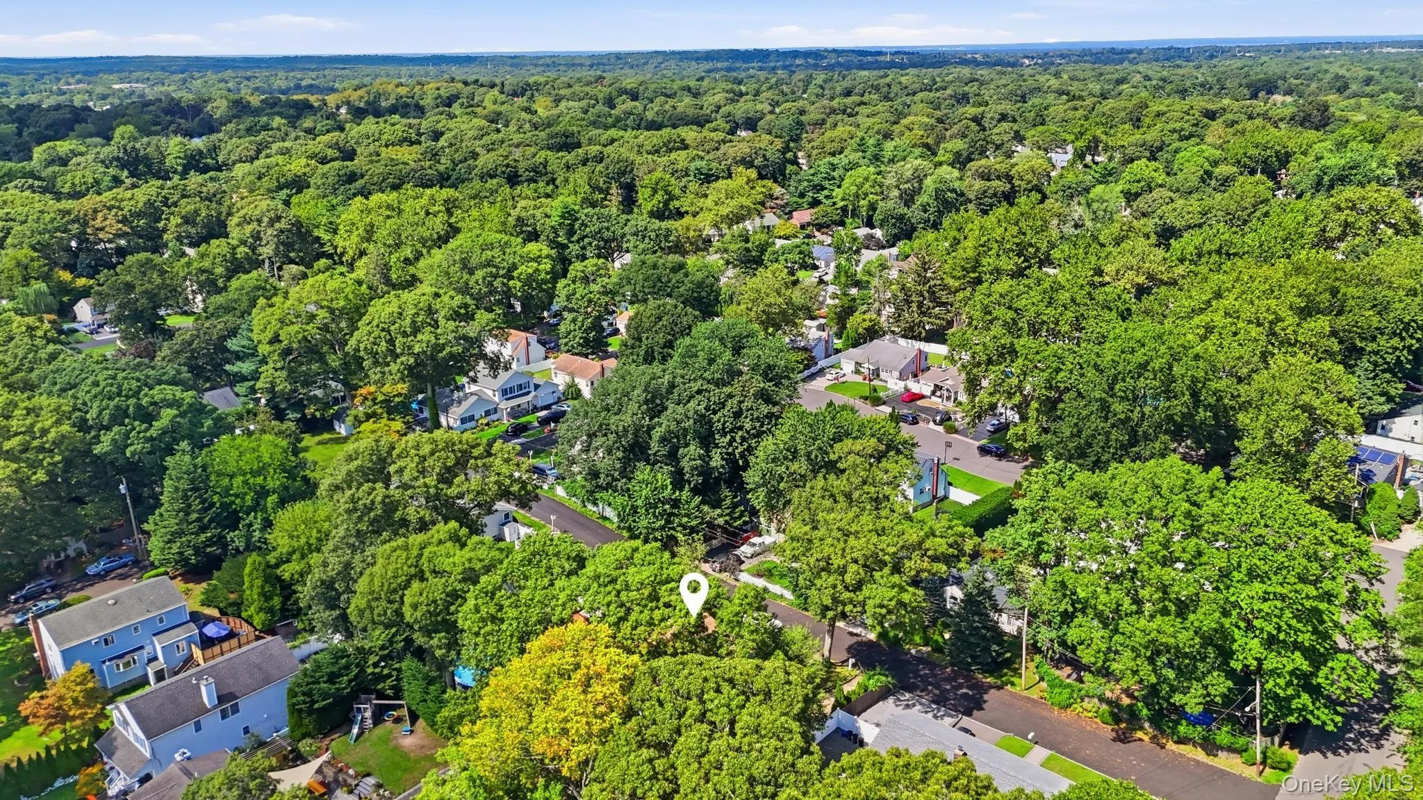 8 Dee, Huntington, NY, 4 Bedrooms Bedrooms, 9 Rooms Rooms,3 BathroomsBathrooms,Residential,For Rent,Dee,0,1041457 8 Dee, Huntington, NY, 4 Bedrooms Bedrooms, 9 Rooms Rooms,3 BathroomsBathrooms,Residential,For Rent,Dee,0,1041457