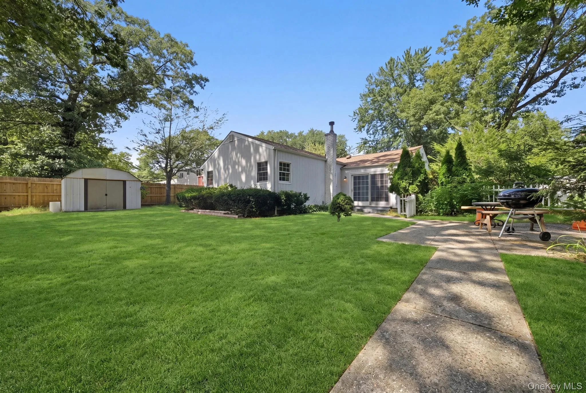 8 Dee, Huntington, NY, 4 Bedrooms Bedrooms, 9 Rooms Rooms,3 BathroomsBathrooms,Residential,For Rent,Dee,0,1041457 8 Dee, Huntington, NY, 4 Bedrooms Bedrooms, 9 Rooms Rooms,3 BathroomsBathrooms,Residential,For Rent,Dee,0,1041457