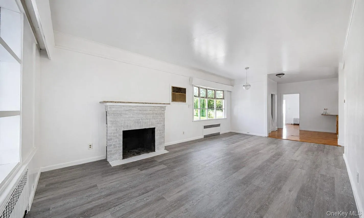 615 Smith Street, Peekskill, NY, 3 Bedrooms Bedrooms, 7 Rooms Rooms,2 BathroomsBathrooms,Residential Lease,For Rent,Smith,0,1041459 615 Smith Street, Peekskill, NY, 3 Bedrooms Bedrooms, 7 Rooms Rooms,2 BathroomsBathrooms,Residential Lease,For Rent,Smith,0,1041459