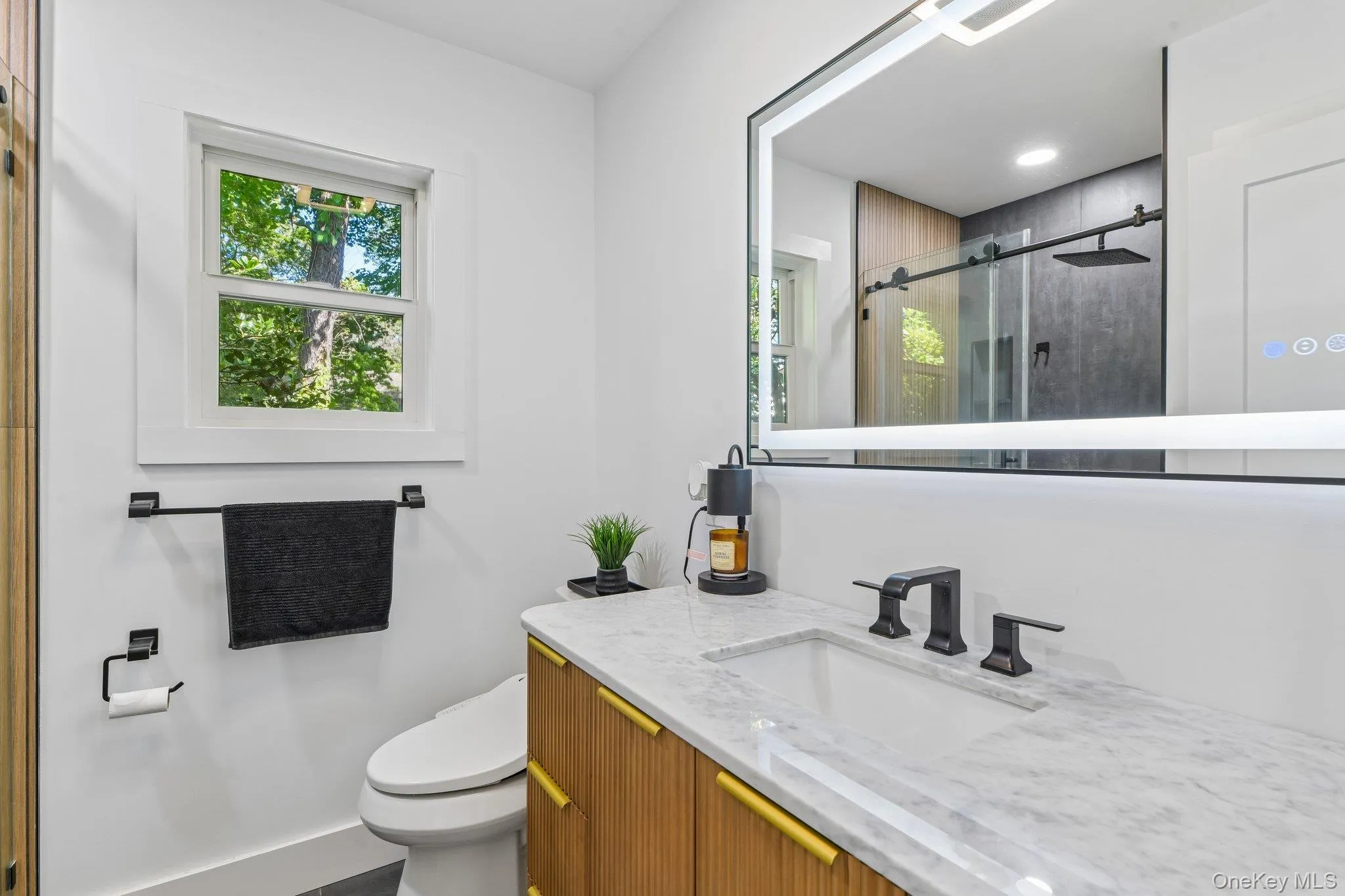 230 Union Avenue, Islip, NY, 3 Bedrooms Bedrooms, 7 Rooms Rooms,3 BathroomsBathrooms,Residential,For Rent,Union,0,1041461 230 Union Avenue, Islip, NY, 3 Bedrooms Bedrooms, 7 Rooms Rooms,3 BathroomsBathrooms,Residential,For Rent,Union,0,1041461