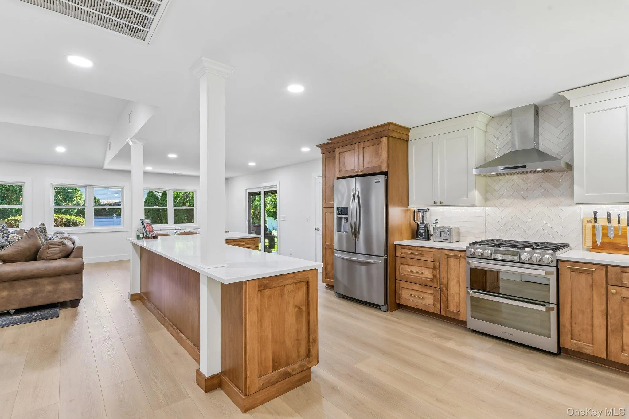230 Union Avenue, Islip, NY, 3 Bedrooms Bedrooms, 7 Rooms Rooms,3 BathroomsBathrooms,Residential,For Rent,Union,0,1041461 230 Union Avenue, Islip, NY, 3 Bedrooms Bedrooms, 7 Rooms Rooms,3 BathroomsBathrooms,Residential,For Rent,Union,0,1041461