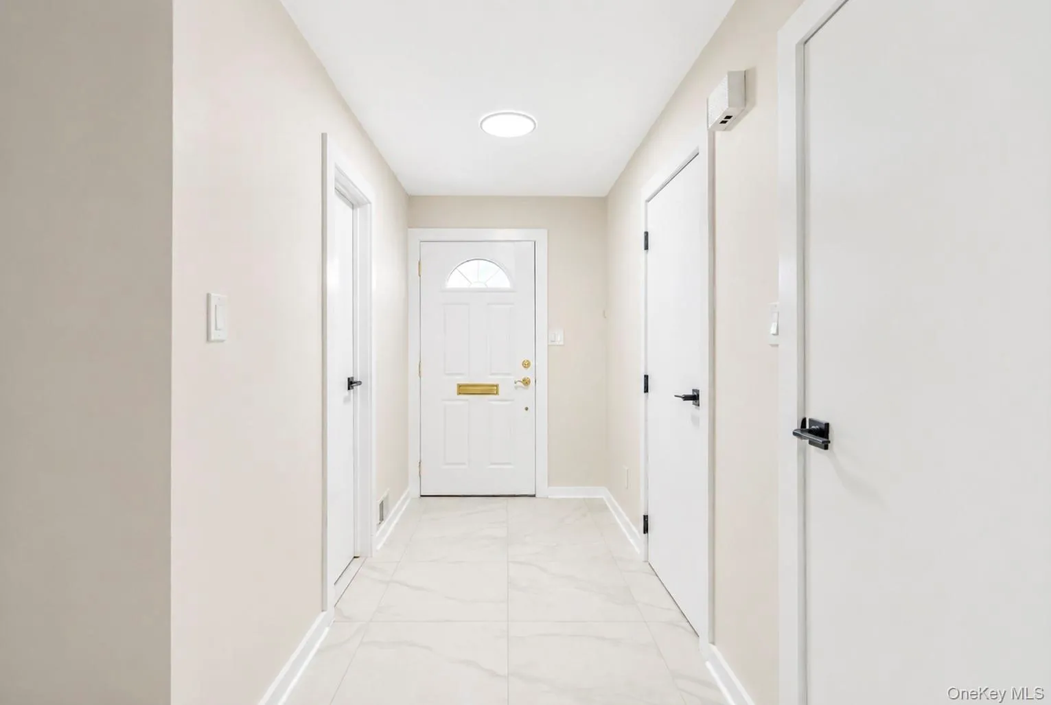 95 Windsor Gate Drive, North Hempstead, NY, 3 Bedrooms Bedrooms, 6 Rooms Rooms,2 BathroomsBathrooms,Residential,For Rent,Windsor Gate,0,1041462 95 Windsor Gate Drive, North Hempstead, NY, 3 Bedrooms Bedrooms, 6 Rooms Rooms,2 BathroomsBathrooms,Residential,For Rent,Windsor Gate,0,1041462