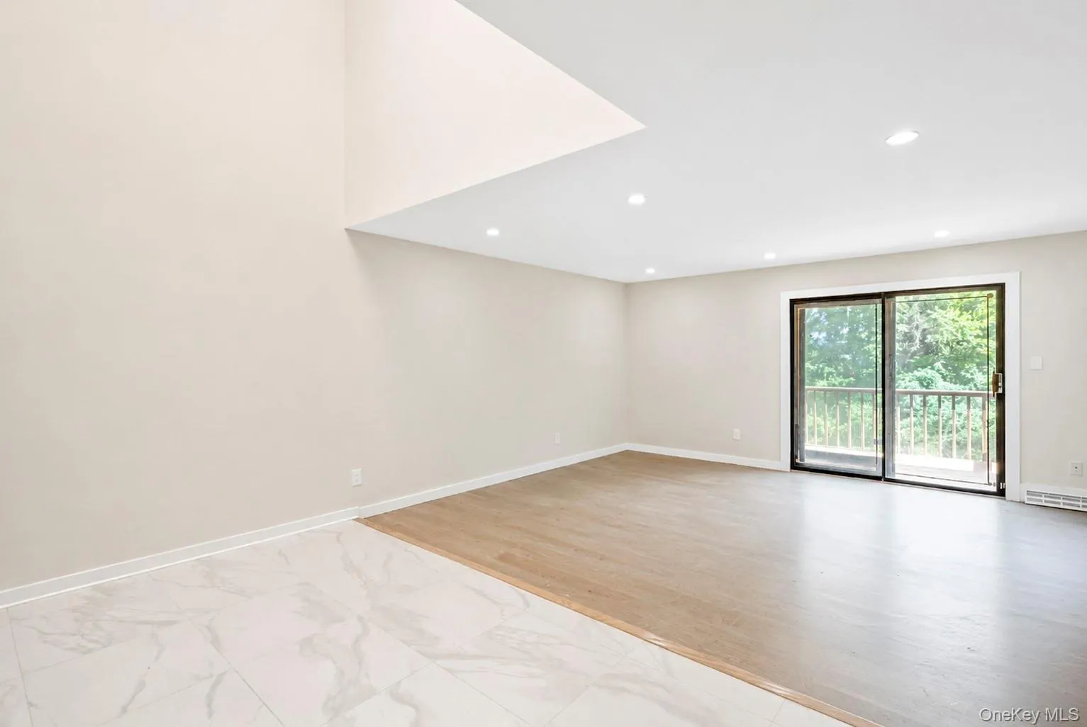 95 Windsor Gate Drive, North Hempstead, NY, 3 Bedrooms Bedrooms, 6 Rooms Rooms,2 BathroomsBathrooms,Residential,For Rent,Windsor Gate,0,1041462 95 Windsor Gate Drive, North Hempstead, NY, 3 Bedrooms Bedrooms, 6 Rooms Rooms,2 BathroomsBathrooms,Residential,For Rent,Windsor Gate,0,1041462