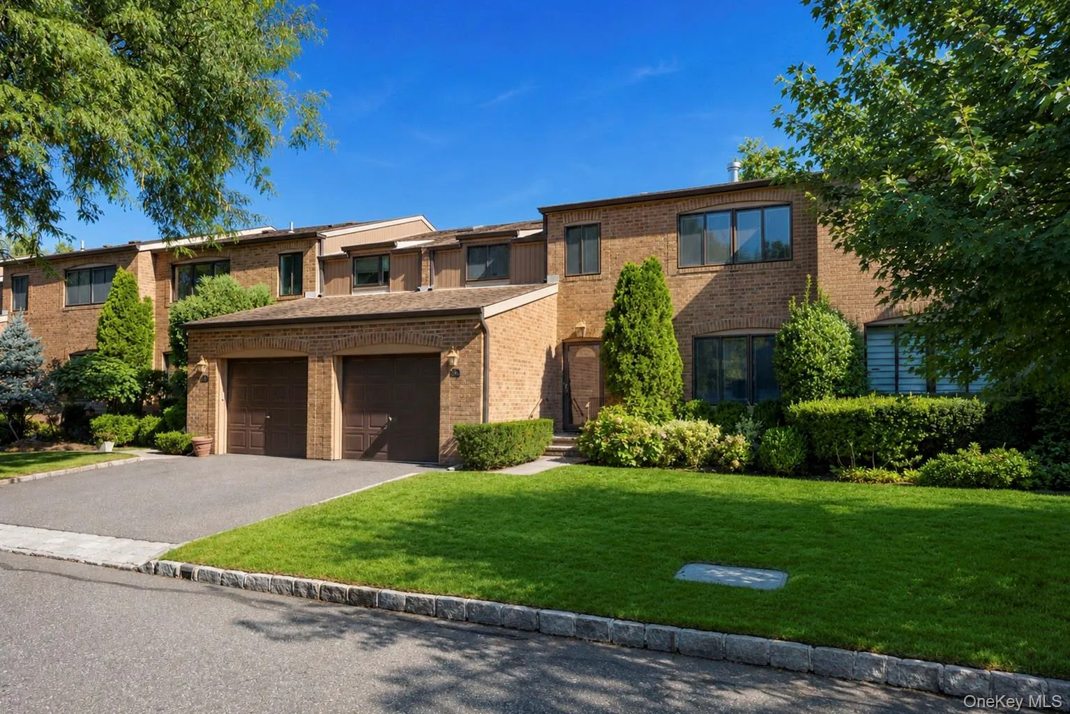 95 Windsor Gate Drive, North Hempstead, NY, 3 Bedrooms Bedrooms, 6 Rooms Rooms,2 BathroomsBathrooms,Residential,For Rent,Windsor Gate,0,1041462 95 Windsor Gate Drive, North Hempstead, NY, 3 Bedrooms Bedrooms, 6 Rooms Rooms,2 BathroomsBathrooms,Residential,For Rent,Windsor Gate,0,1041462