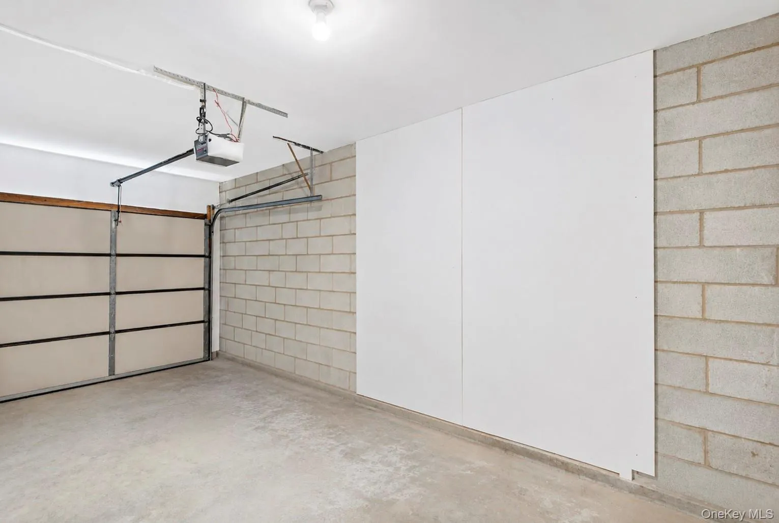 95 Windsor Gate Drive, North Hempstead, NY, 3 Bedrooms Bedrooms, 6 Rooms Rooms,2 BathroomsBathrooms,Residential,For Rent,Windsor Gate,0,1041462 95 Windsor Gate Drive, North Hempstead, NY, 3 Bedrooms Bedrooms, 6 Rooms Rooms,2 BathroomsBathrooms,Residential,For Rent,Windsor Gate,0,1041462