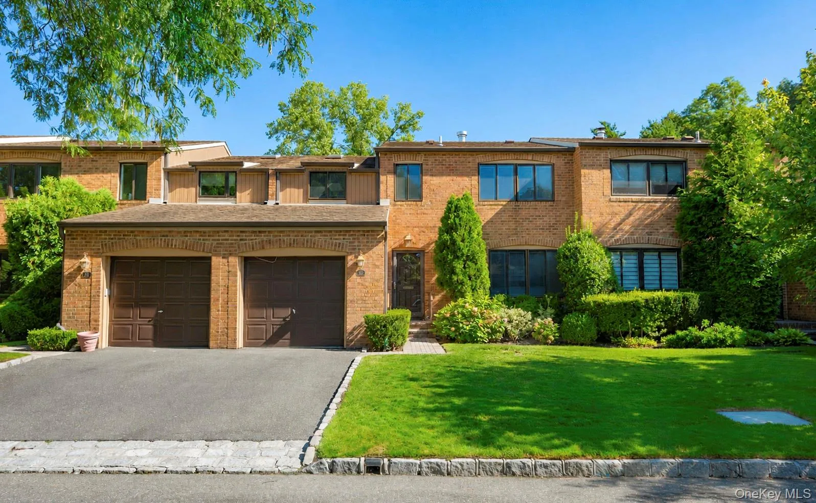 95 Windsor Gate Drive, North Hempstead, NY, 3 Bedrooms Bedrooms, 6 Rooms Rooms,2 BathroomsBathrooms,Residential,For Rent,Windsor Gate,0,1041462 95 Windsor Gate Drive, North Hempstead, NY, 3 Bedrooms Bedrooms, 6 Rooms Rooms,2 BathroomsBathrooms,Residential,For Rent,Windsor Gate,0,1041462