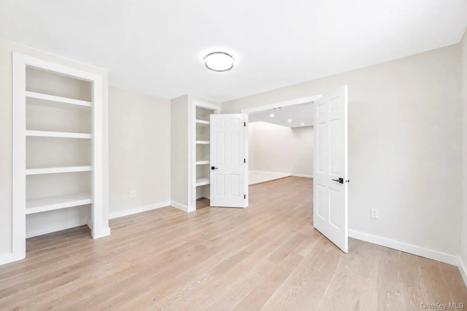 95 Windsor Gate Drive, North Hempstead, NY, 3 Bedrooms Bedrooms, 6 Rooms Rooms,2 BathroomsBathrooms,Residential,For Rent,Windsor Gate,0,1041462 95 Windsor Gate Drive, North Hempstead, NY, 3 Bedrooms Bedrooms, 6 Rooms Rooms,2 BathroomsBathrooms,Residential,For Rent,Windsor Gate,0,1041462