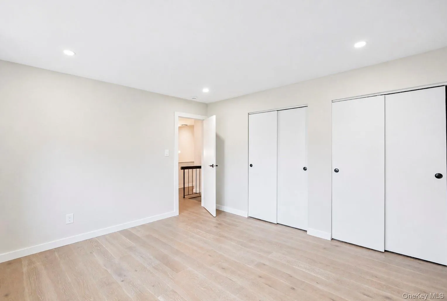95 Windsor Gate Drive, North Hempstead, NY, 3 Bedrooms Bedrooms, 6 Rooms Rooms,2 BathroomsBathrooms,Residential,For Rent,Windsor Gate,0,1041462 95 Windsor Gate Drive, North Hempstead, NY, 3 Bedrooms Bedrooms, 6 Rooms Rooms,2 BathroomsBathrooms,Residential,For Rent,Windsor Gate,0,1041462