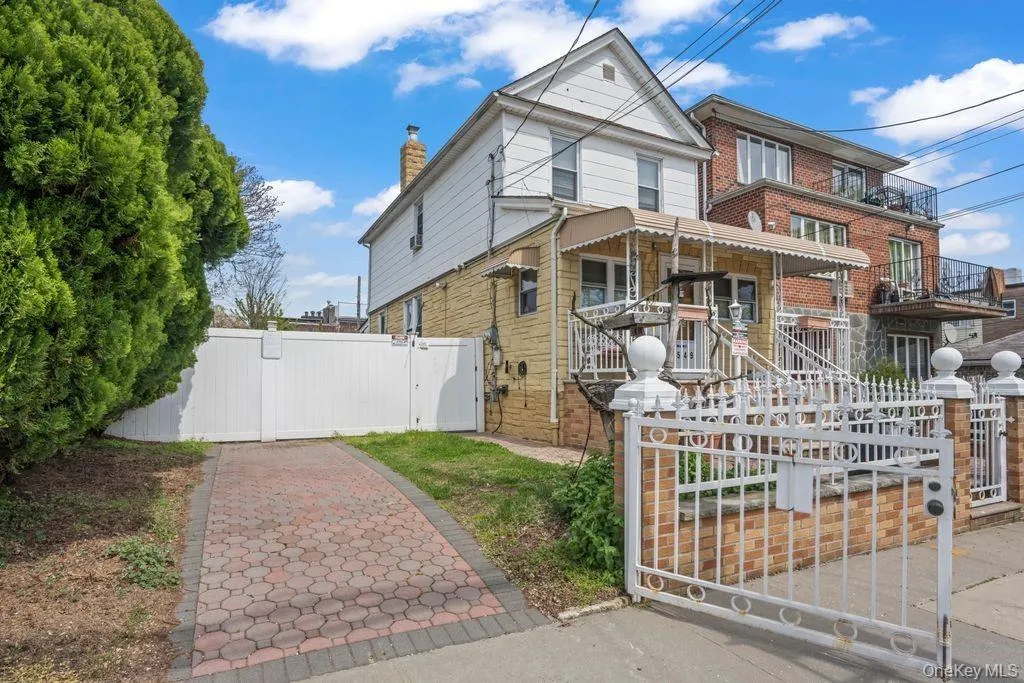 1549 96th Street, New York, NY, 3 Bedrooms Bedrooms, 6 Rooms Rooms,2 BathroomsBathrooms,Residential,For Rent,96th,0,1041465 1549 96th Street, New York, NY, 3 Bedrooms Bedrooms, 6 Rooms Rooms,2 BathroomsBathrooms,Residential,For Rent,96th,0,1041465