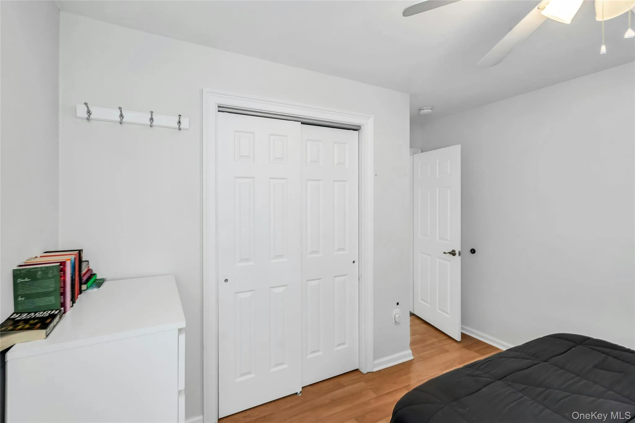 7 Mohawk Drive, Oyster Bay, NY, 4 Bedrooms Bedrooms, 8 Rooms Rooms,3 BathroomsBathrooms,Residential,For Rent,Mohawk,0,1041466 7 Mohawk Drive, Oyster Bay, NY, 4 Bedrooms Bedrooms, 8 Rooms Rooms,3 BathroomsBathrooms,Residential,For Rent,Mohawk,0,1041466