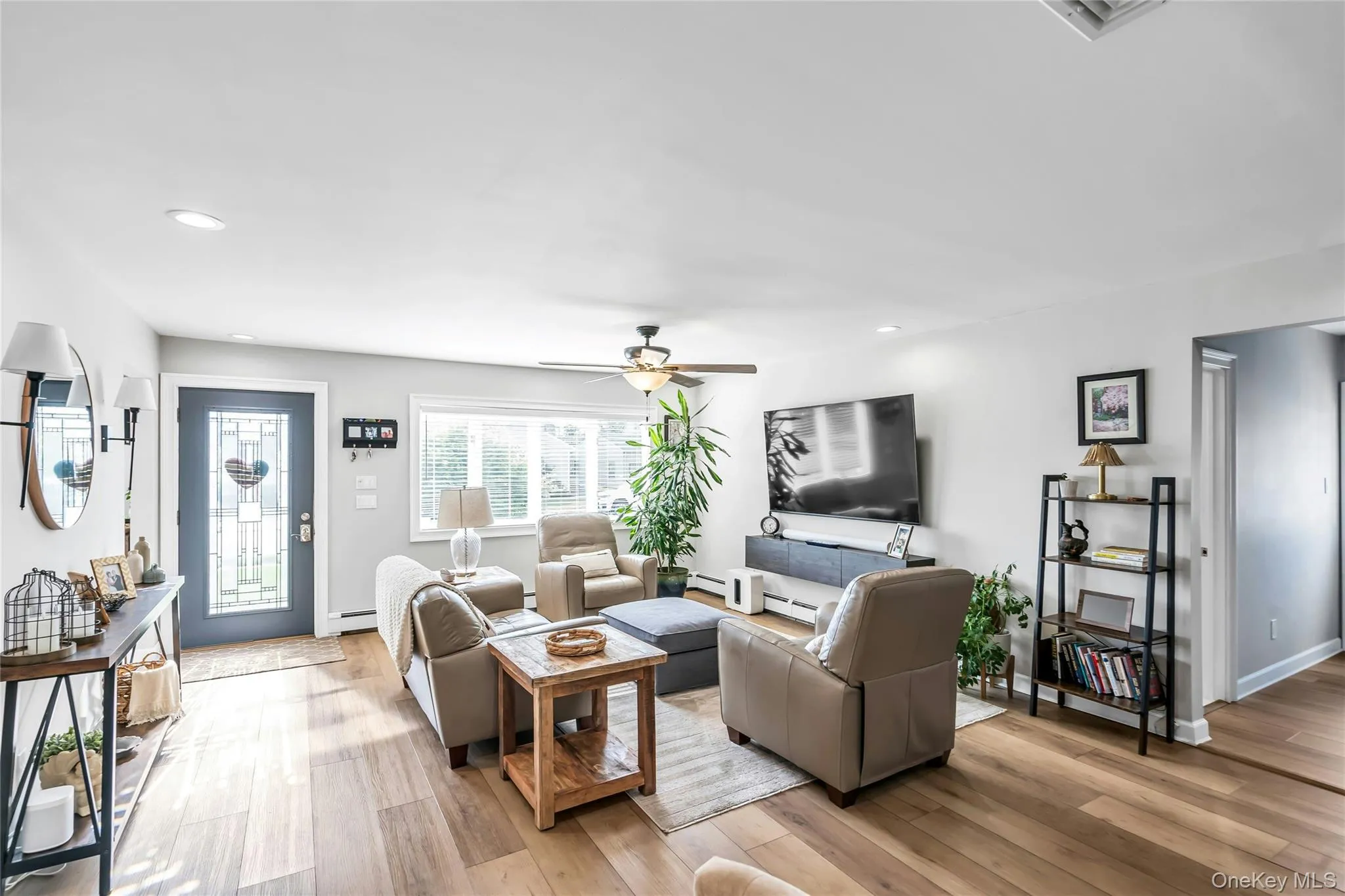 7 Mohawk Drive, Oyster Bay, NY, 4 Bedrooms Bedrooms, 8 Rooms Rooms,3 BathroomsBathrooms,Residential,For Rent,Mohawk,0,1041466 7 Mohawk Drive, Oyster Bay, NY, 4 Bedrooms Bedrooms, 8 Rooms Rooms,3 BathroomsBathrooms,Residential,For Rent,Mohawk,0,1041466