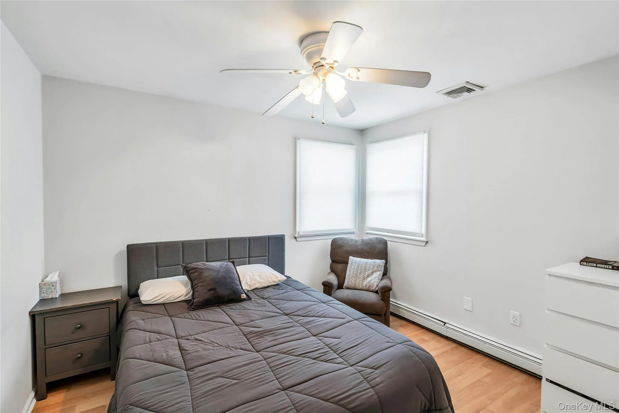 7 Mohawk Drive, Oyster Bay, NY, 4 Bedrooms Bedrooms, 8 Rooms Rooms,3 BathroomsBathrooms,Residential,For Rent,Mohawk,0,1041466 7 Mohawk Drive, Oyster Bay, NY, 4 Bedrooms Bedrooms, 8 Rooms Rooms,3 BathroomsBathrooms,Residential,For Rent,Mohawk,0,1041466
