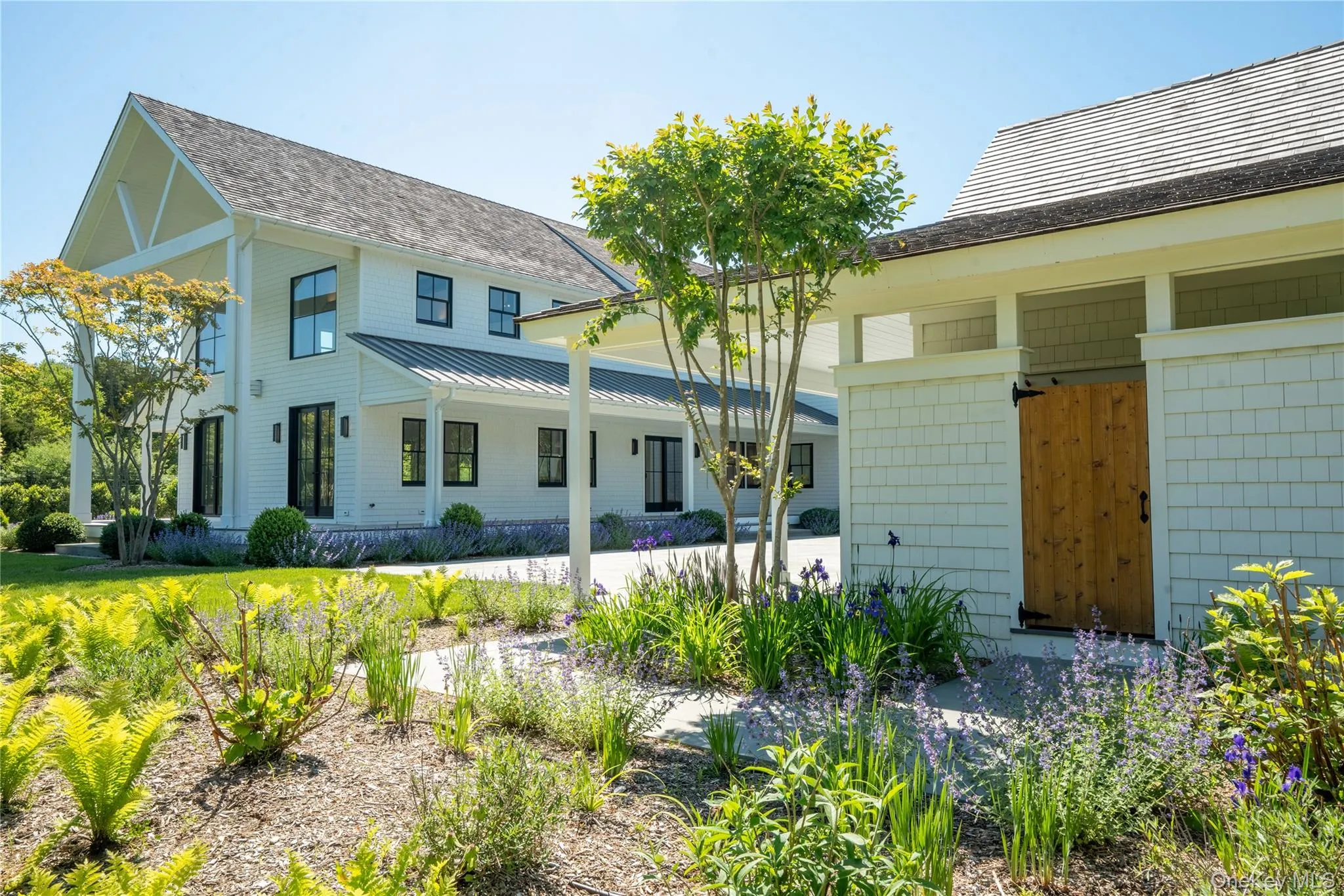 275 Narrow Lane, Southampton, NY, 6 Bedrooms Bedrooms, 22 Rooms Rooms,7 BathroomsBathrooms,Residential,For Rent,Narrow,0,1041473 275 Narrow Lane, Southampton, NY, 6 Bedrooms Bedrooms, 22 Rooms Rooms,7 BathroomsBathrooms,Residential,For Rent,Narrow,0,1041473