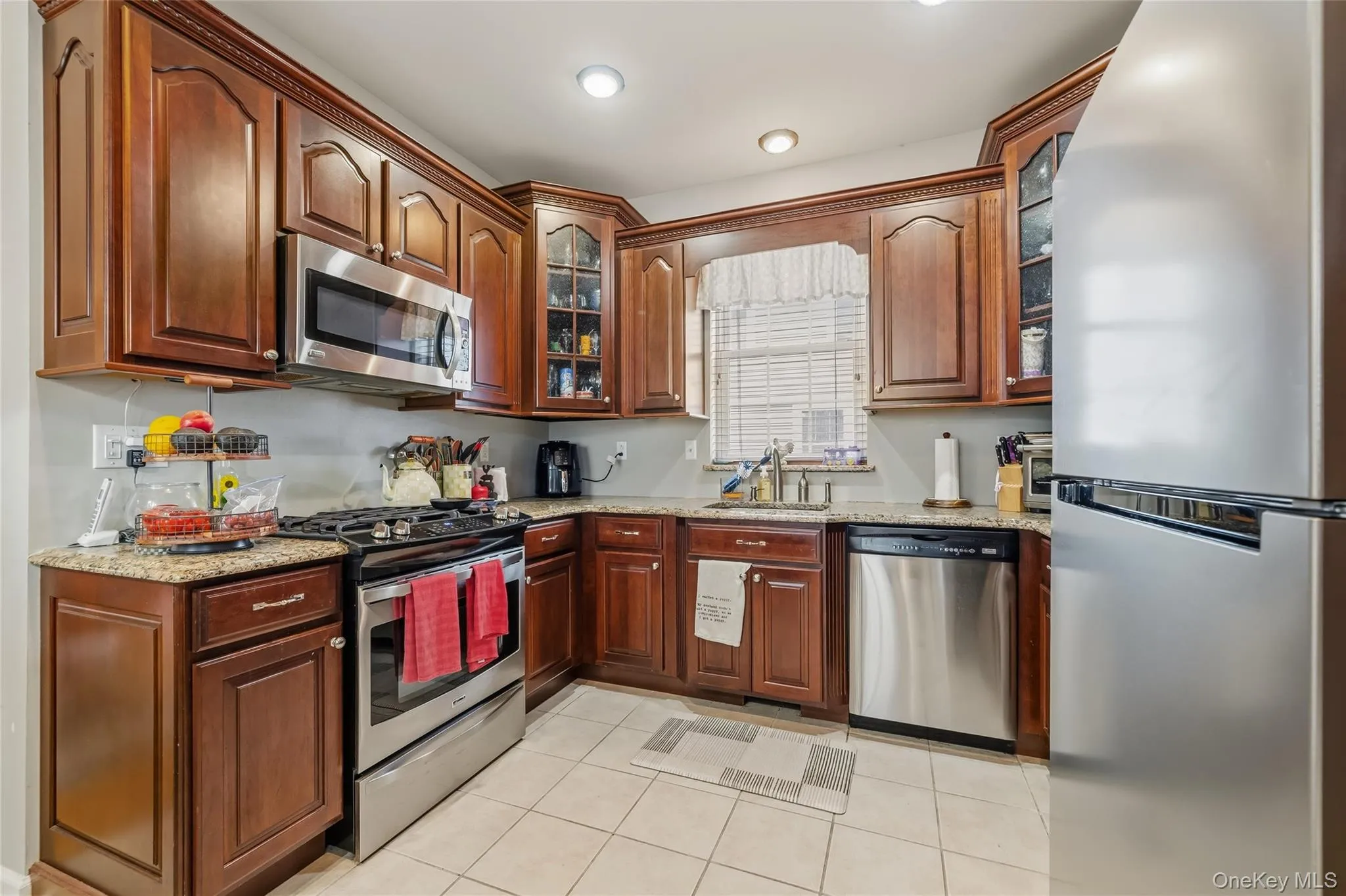 6 Paisley Court, Woodbury, NY, 3 Bedrooms Bedrooms, 7 Rooms Rooms,2 BathroomsBathrooms,Residential,For Rent,Paisley,0,1041475 6 Paisley Court, Woodbury, NY, 3 Bedrooms Bedrooms, 7 Rooms Rooms,2 BathroomsBathrooms,Residential,For Rent,Paisley,0,1041475