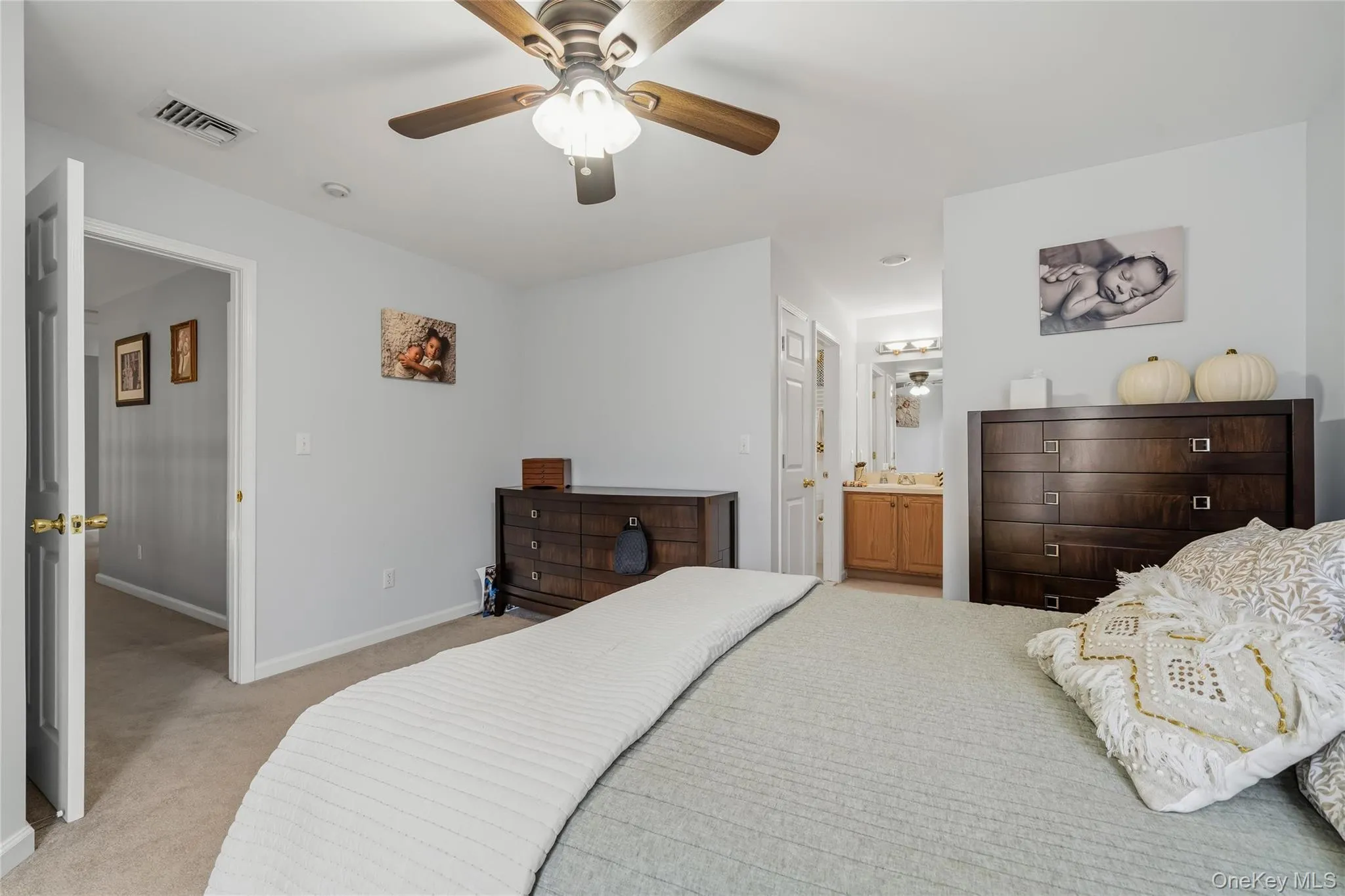 6 Paisley Court, Woodbury, NY, 3 Bedrooms Bedrooms, 7 Rooms Rooms,2 BathroomsBathrooms,Residential,For Rent,Paisley,0,1041475 6 Paisley Court, Woodbury, NY, 3 Bedrooms Bedrooms, 7 Rooms Rooms,2 BathroomsBathrooms,Residential,For Rent,Paisley,0,1041475