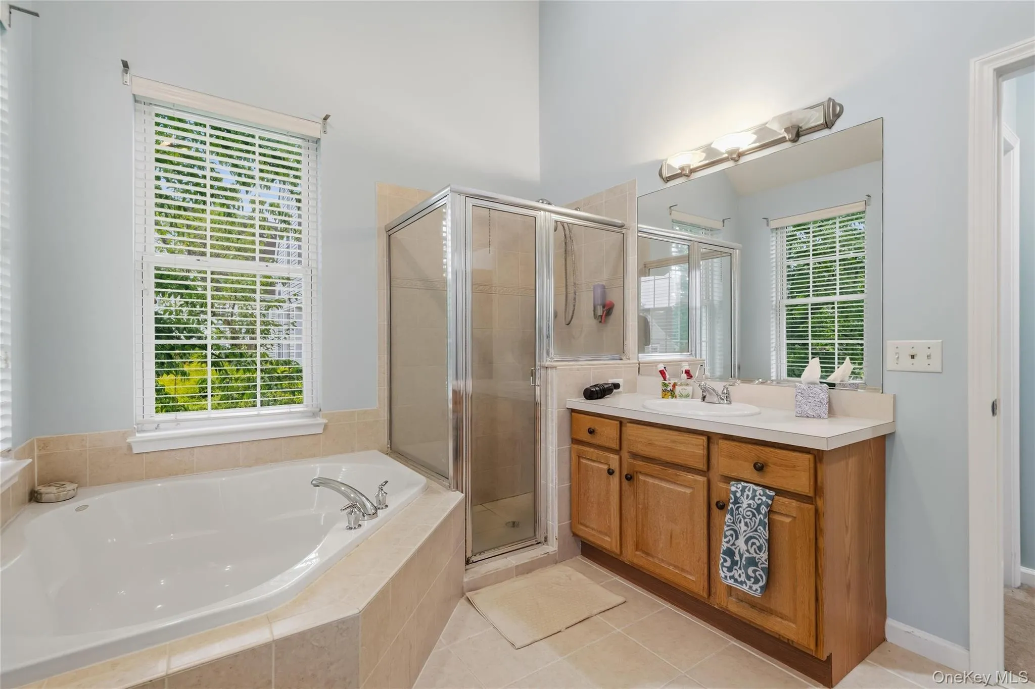 6 Paisley Court, Woodbury, NY, 3 Bedrooms Bedrooms, 7 Rooms Rooms,2 BathroomsBathrooms,Residential,For Rent,Paisley,0,1041475 6 Paisley Court, Woodbury, NY, 3 Bedrooms Bedrooms, 7 Rooms Rooms,2 BathroomsBathrooms,Residential,For Rent,Paisley,0,1041475
