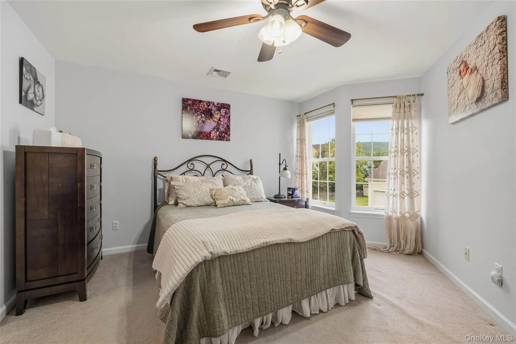 6 Paisley Court, Woodbury, NY, 3 Bedrooms Bedrooms, 7 Rooms Rooms,2 BathroomsBathrooms,Residential,For Rent,Paisley,0,1041475 6 Paisley Court, Woodbury, NY, 3 Bedrooms Bedrooms, 7 Rooms Rooms,2 BathroomsBathrooms,Residential,For Rent,Paisley,0,1041475