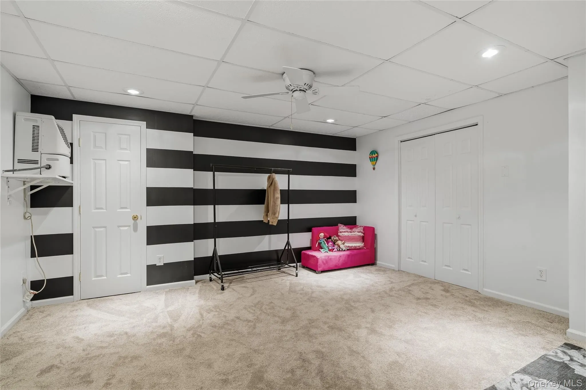 6 Paisley Court, Woodbury, NY, 3 Bedrooms Bedrooms, 7 Rooms Rooms,2 BathroomsBathrooms,Residential,For Rent,Paisley,0,1041475 6 Paisley Court, Woodbury, NY, 3 Bedrooms Bedrooms, 7 Rooms Rooms,2 BathroomsBathrooms,Residential,For Rent,Paisley,0,1041475