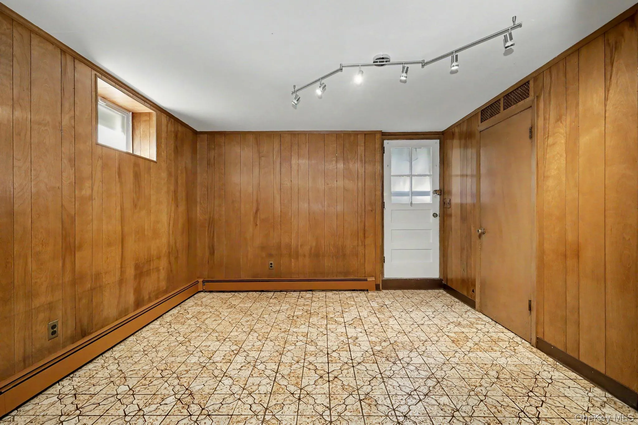 167 Gaylor Road, Scarsdale, NY, 3 Bedrooms Bedrooms, 7 Rooms Rooms,1 BathroomBathrooms,Residential Lease,For Rent,Gaylor,0,1041479 167 Gaylor Road, Scarsdale, NY, 3 Bedrooms Bedrooms, 7 Rooms Rooms,1 BathroomBathrooms,Residential Lease,For Rent,Gaylor,0,1041479