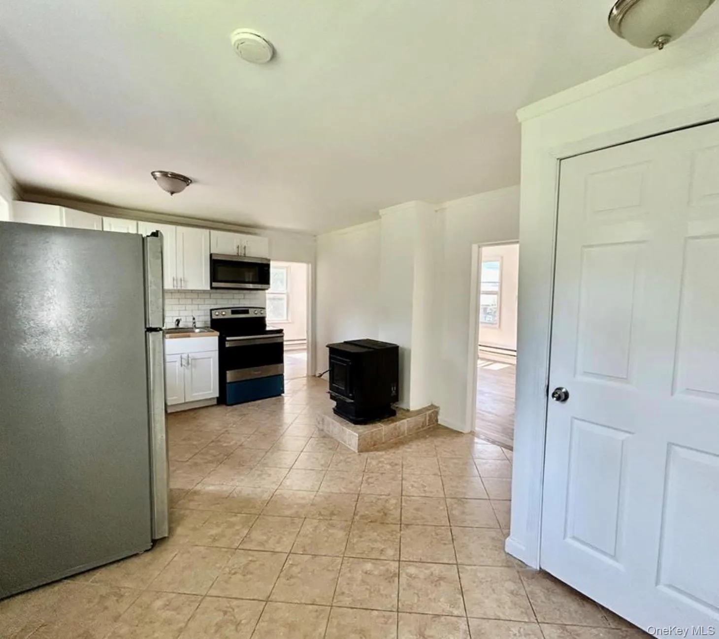 40 River Street, Rockland, NY, 2 Bedrooms Bedrooms, 5 Rooms Rooms,1 BathroomBathrooms,Residential Lease,For Rent,River,0,1041489 40 River Street, Rockland, NY, 2 Bedrooms Bedrooms, 5 Rooms Rooms,1 BathroomBathrooms,Residential Lease,For Rent,River,0,1041489