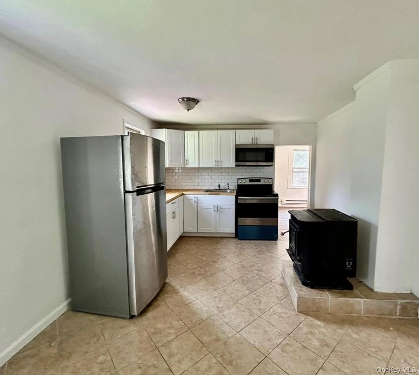 40 River Street, Rockland, NY, 2 Bedrooms Bedrooms, 5 Rooms Rooms,1 BathroomBathrooms,Residential Lease,For Rent,River,0,1041489 40 River Street, Rockland, NY, 2 Bedrooms Bedrooms, 5 Rooms Rooms,1 BathroomBathrooms,Residential Lease,For Rent,River,0,1041489