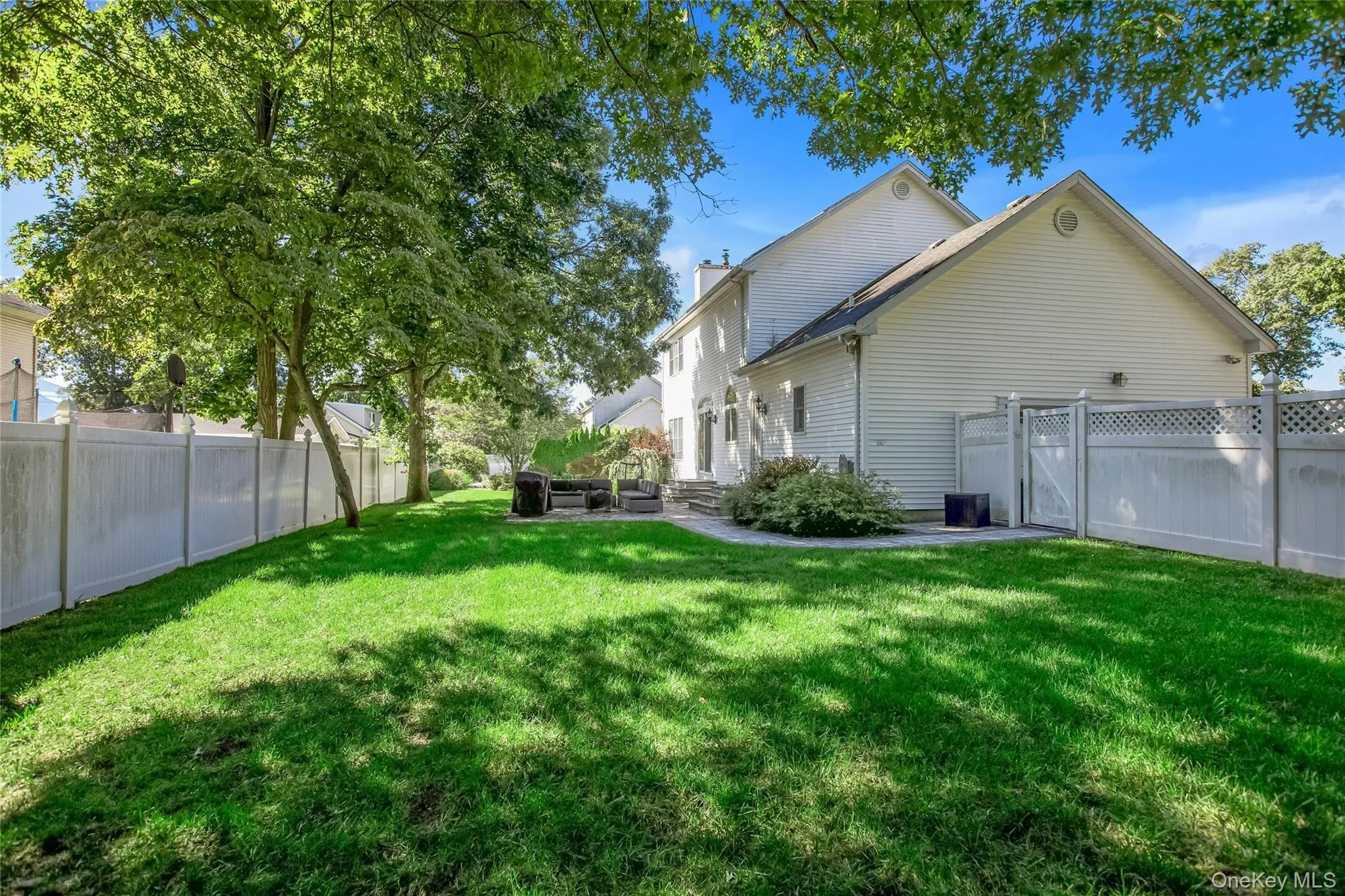 11 Raphael Boulevard, Smithtown, NY, 4 Bedrooms Bedrooms, 9 Rooms Rooms,2 BathroomsBathrooms,Residential,For Rent,Raphael,0,1041490 11 Raphael Boulevard, Smithtown, NY, 4 Bedrooms Bedrooms, 9 Rooms Rooms,2 BathroomsBathrooms,Residential,For Rent,Raphael,0,1041490