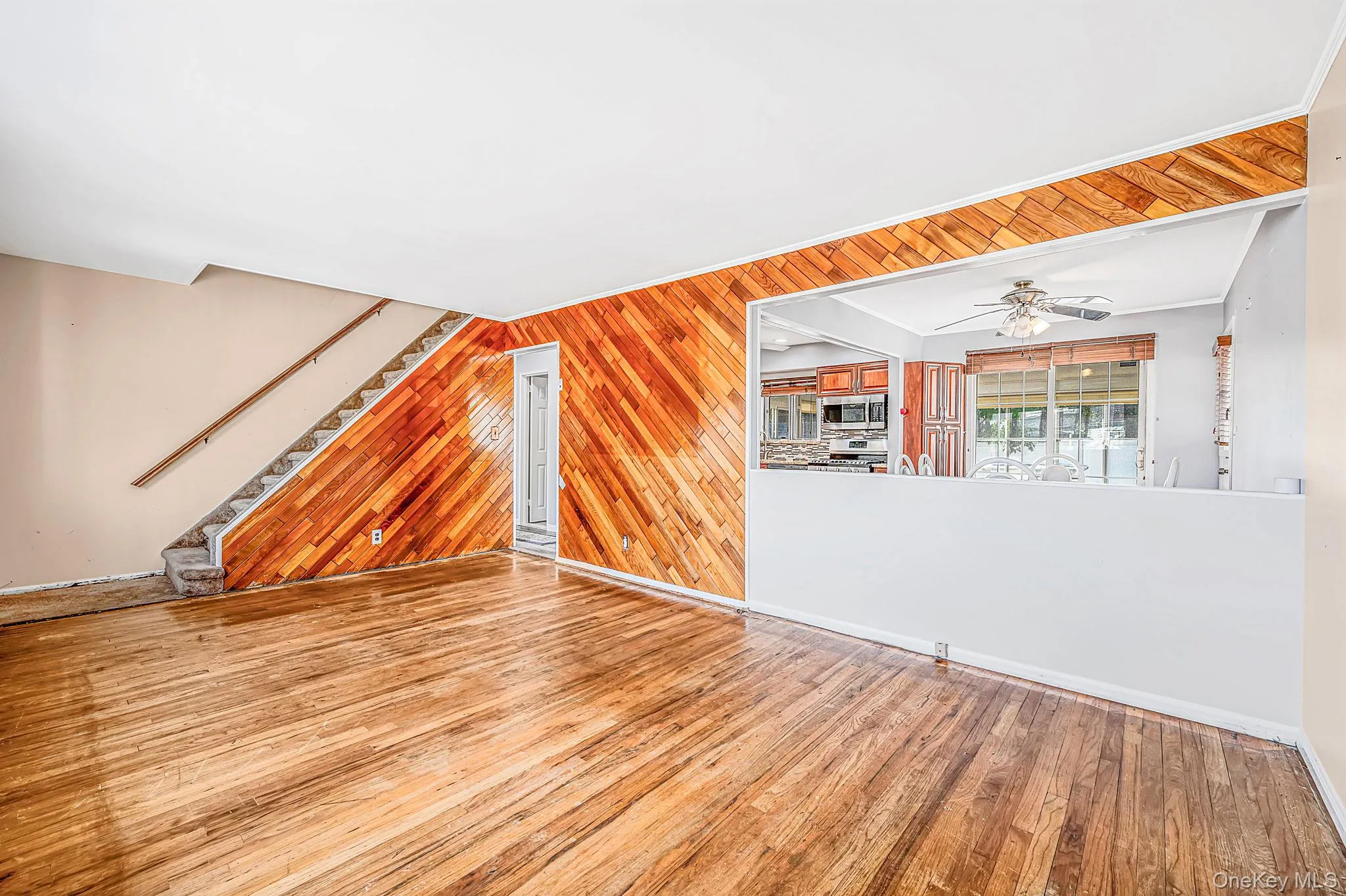 Spacious LR with HW Floors, Tons of Natural Light Spacious LR with HW Floors, Tons of Natural Light