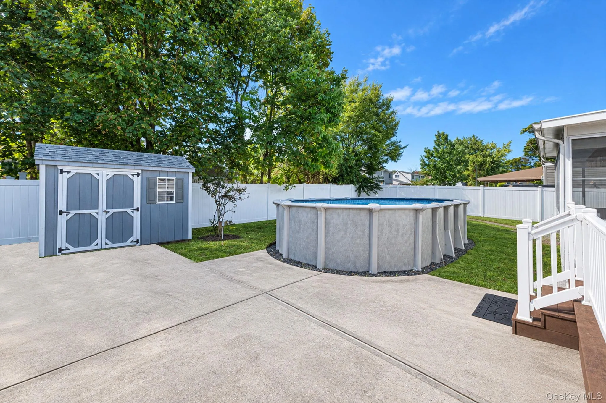 62x100 Lot, Patio Area, Deck, IGS, Shed, PVC Fencing 62x100 Lot, Patio Area, Deck, IGS, Shed, PVC Fencing