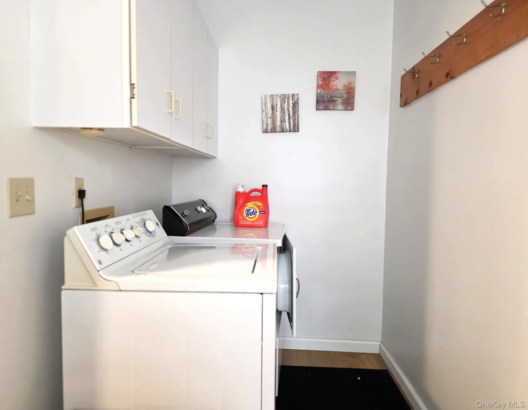 90 Market, Red Hook, NY, 3 Bedrooms Bedrooms, 6 Rooms Rooms,2 BathroomsBathrooms,Residential Lease,For Rent,Market,0,1041502 90 Market, Red Hook, NY, 3 Bedrooms Bedrooms, 6 Rooms Rooms,2 BathroomsBathrooms,Residential Lease,For Rent,Market,0,1041502