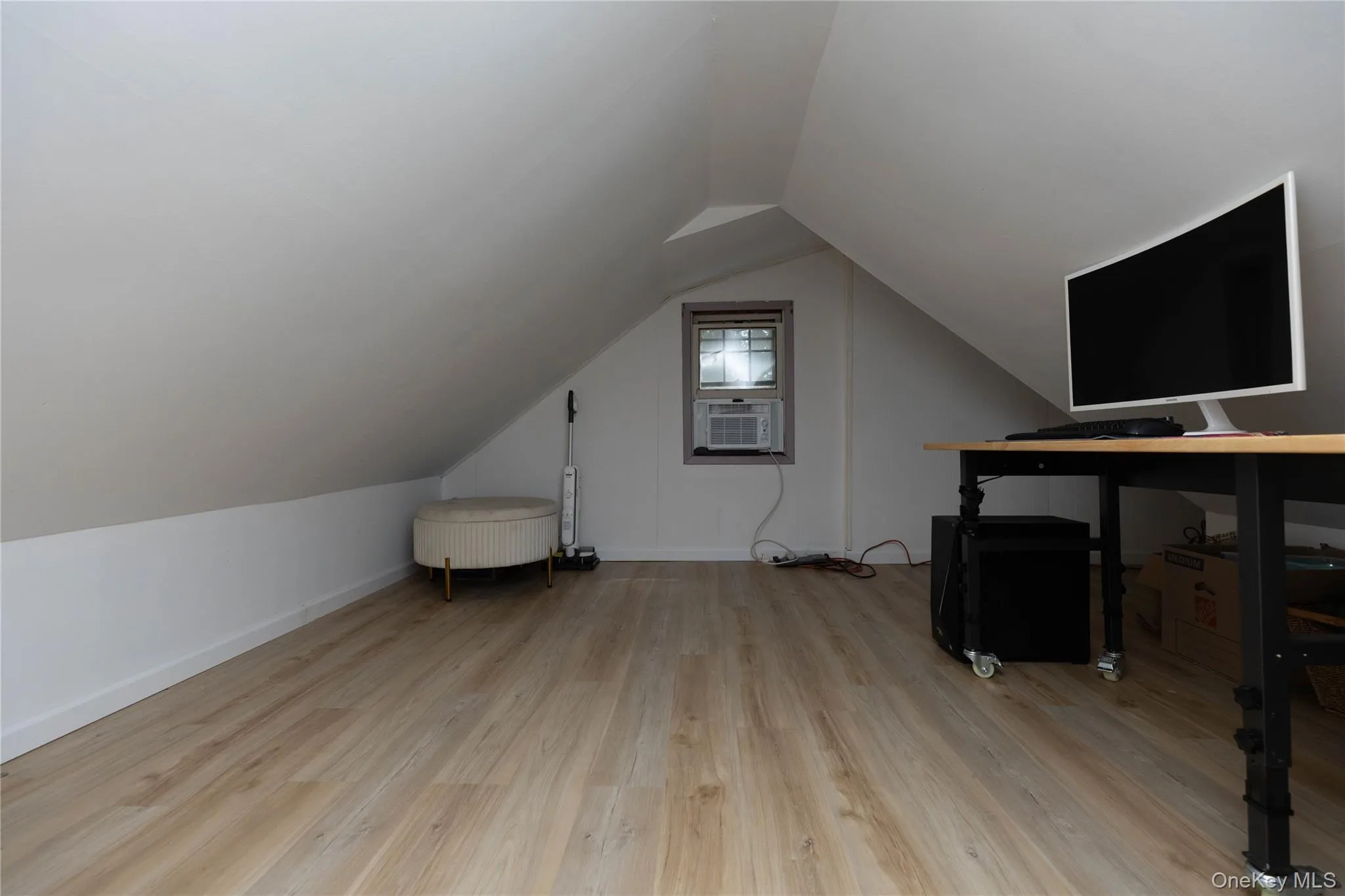 120 Lincoln Road, Brookhaven, NY, 2 Bedrooms Bedrooms, 6 Rooms Rooms,1 BathroomBathrooms,Residential,For Rent,Lincoln,0,1041507 120 Lincoln Road, Brookhaven, NY, 2 Bedrooms Bedrooms, 6 Rooms Rooms,1 BathroomBathrooms,Residential,For Rent,Lincoln,0,1041507